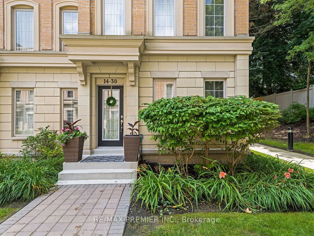 30 Hargrave Lane #14