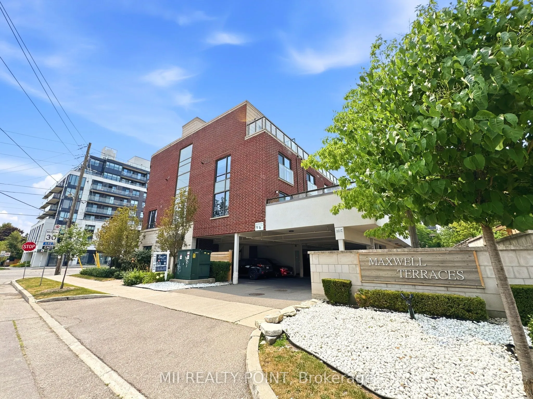 2 Maxwell Street #201