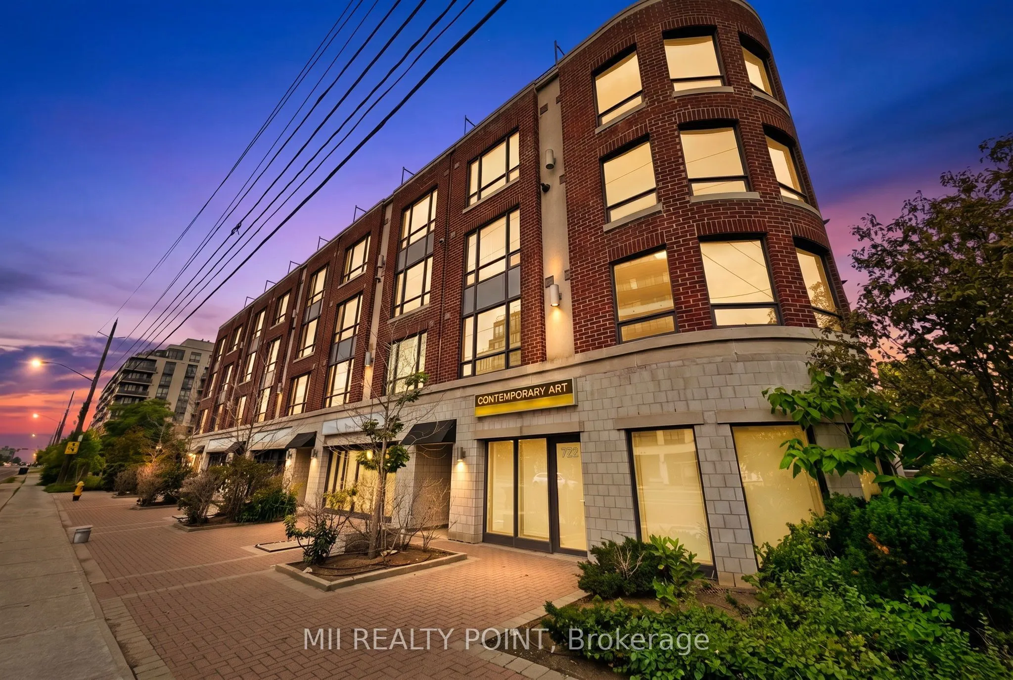 2 Maxwell Street #201