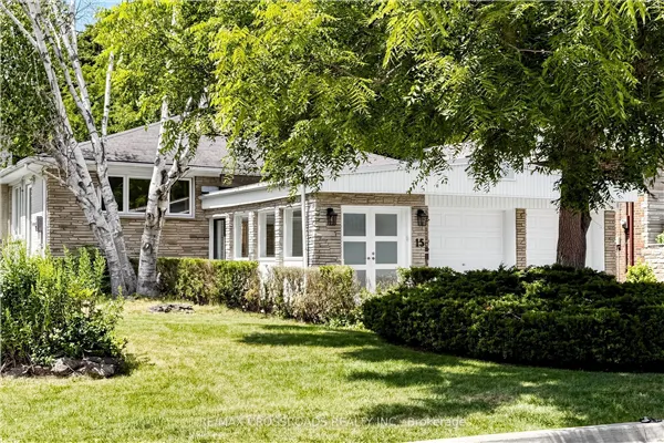 15 Alamosa Drive