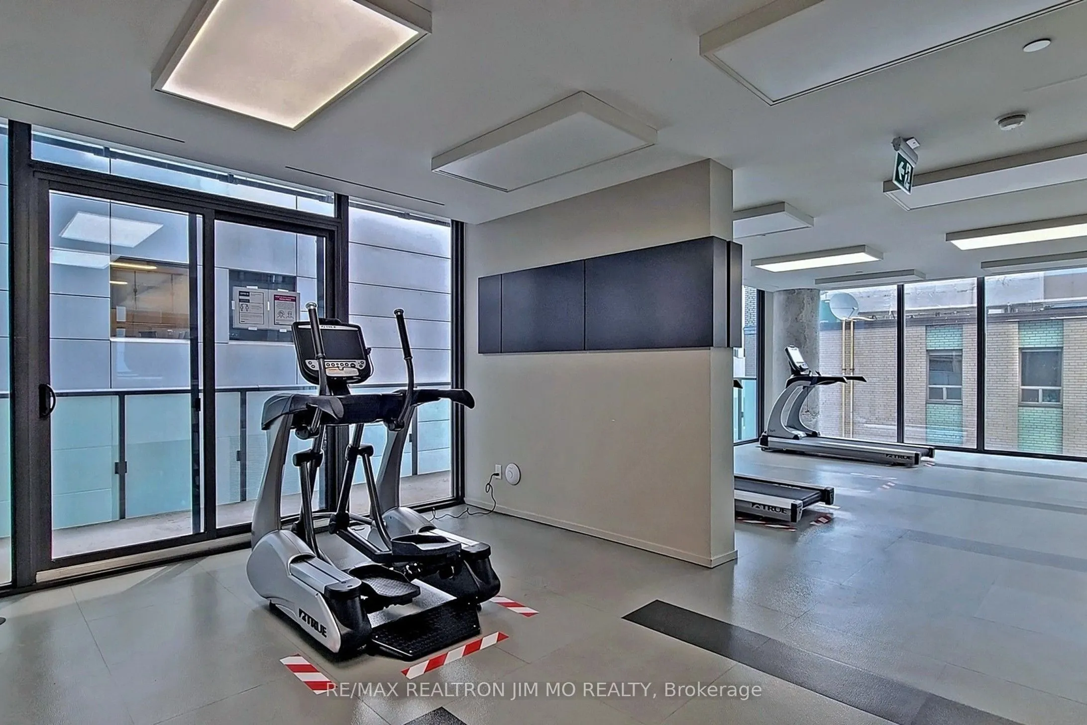 101 Peter Street #3512