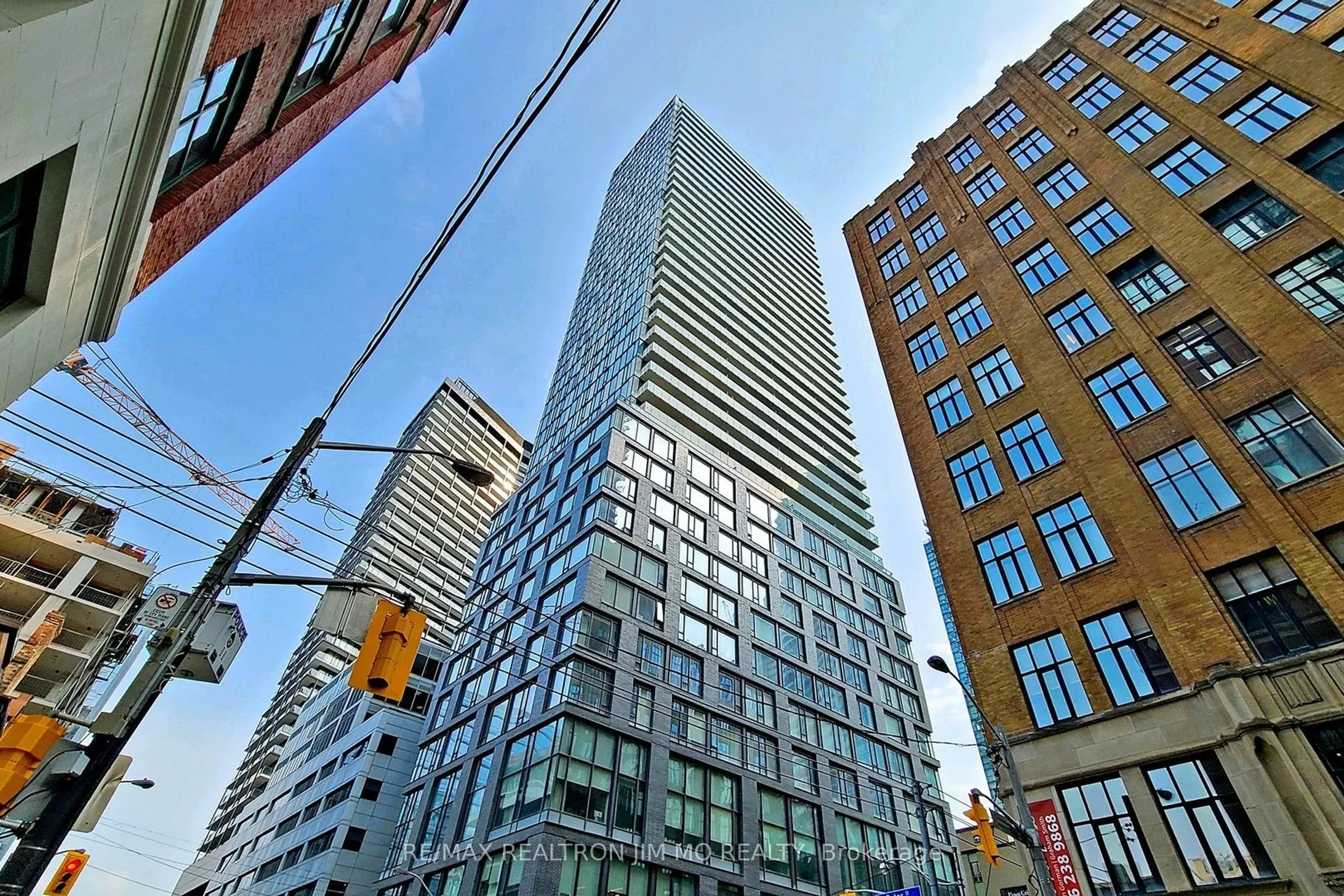 101 Peter Street #3512
