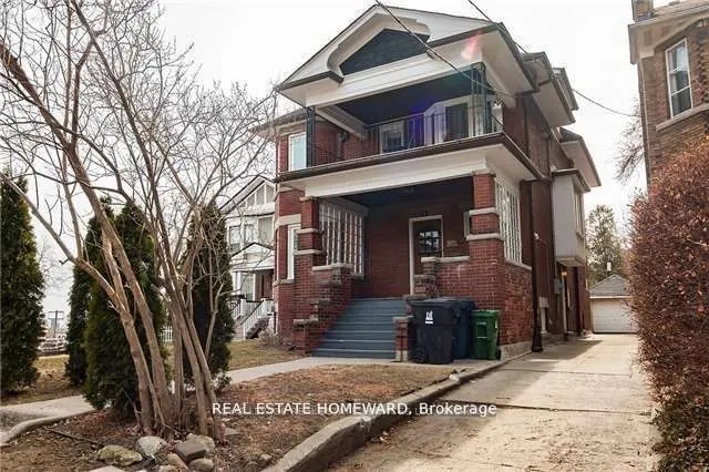 56 Oakwood Avenue