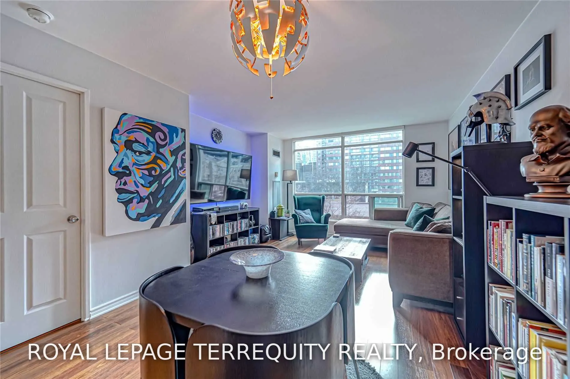 942 Yonge Street #319