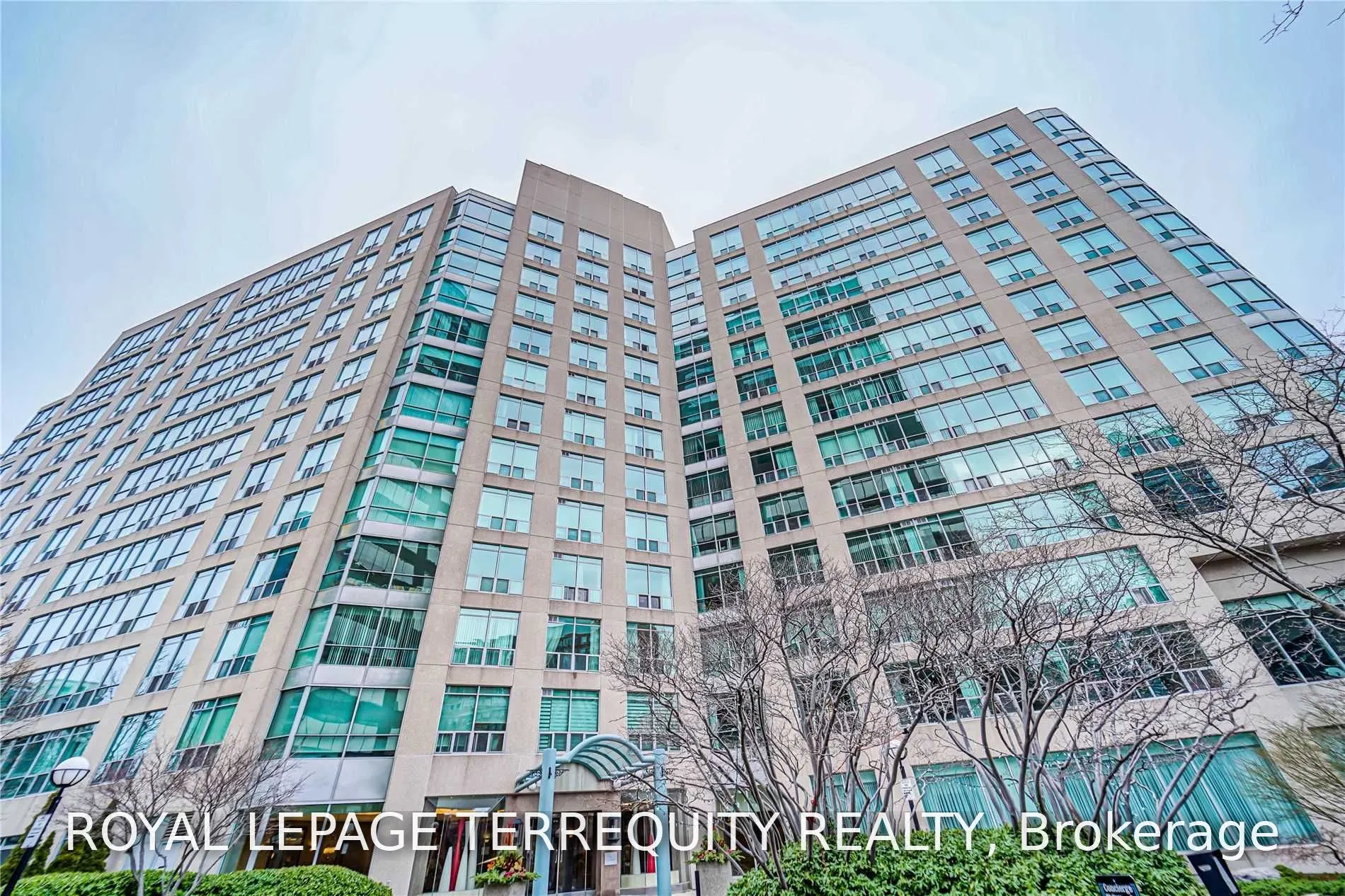 942 Yonge Street #319