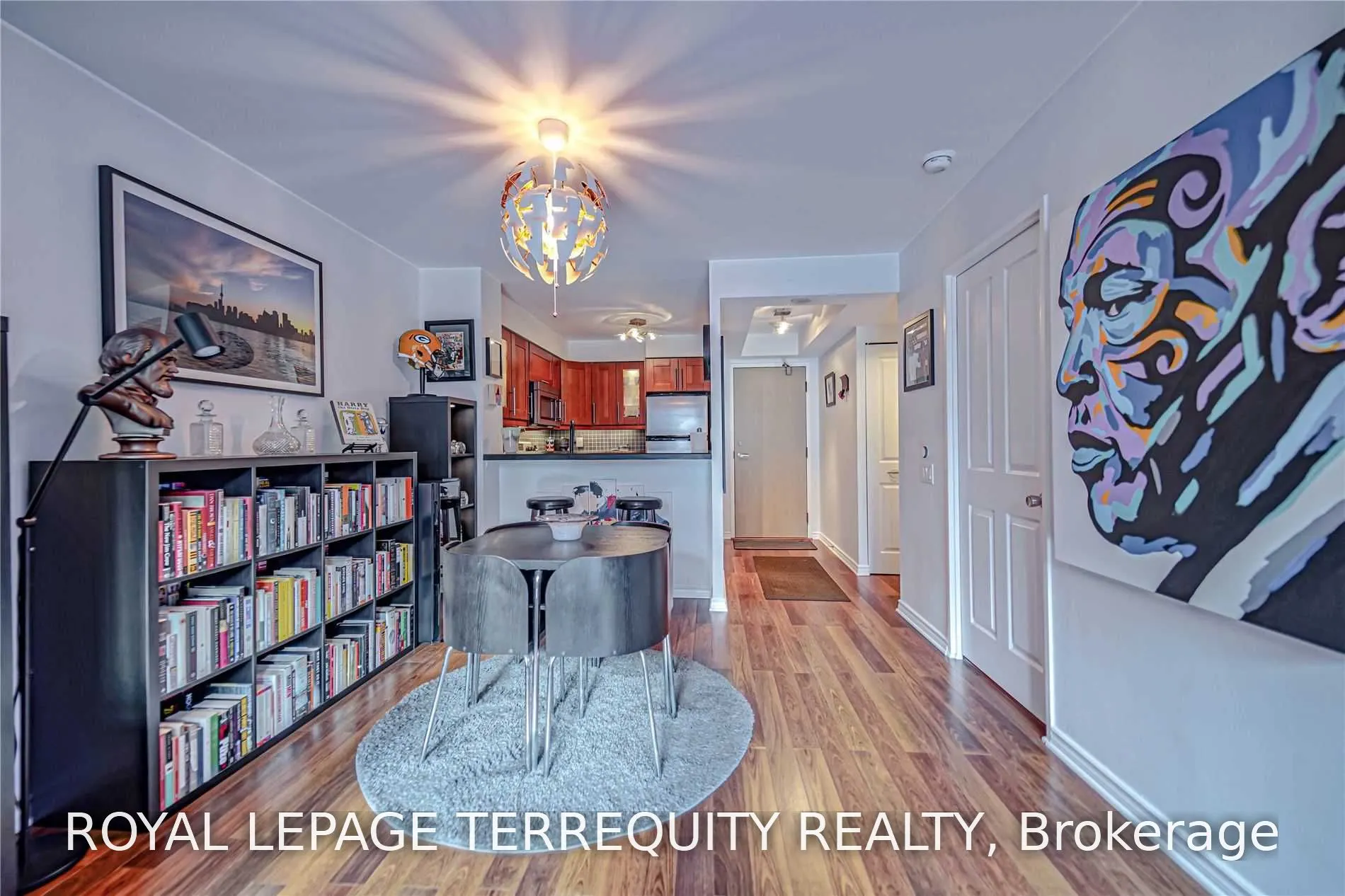 942 Yonge Street #319