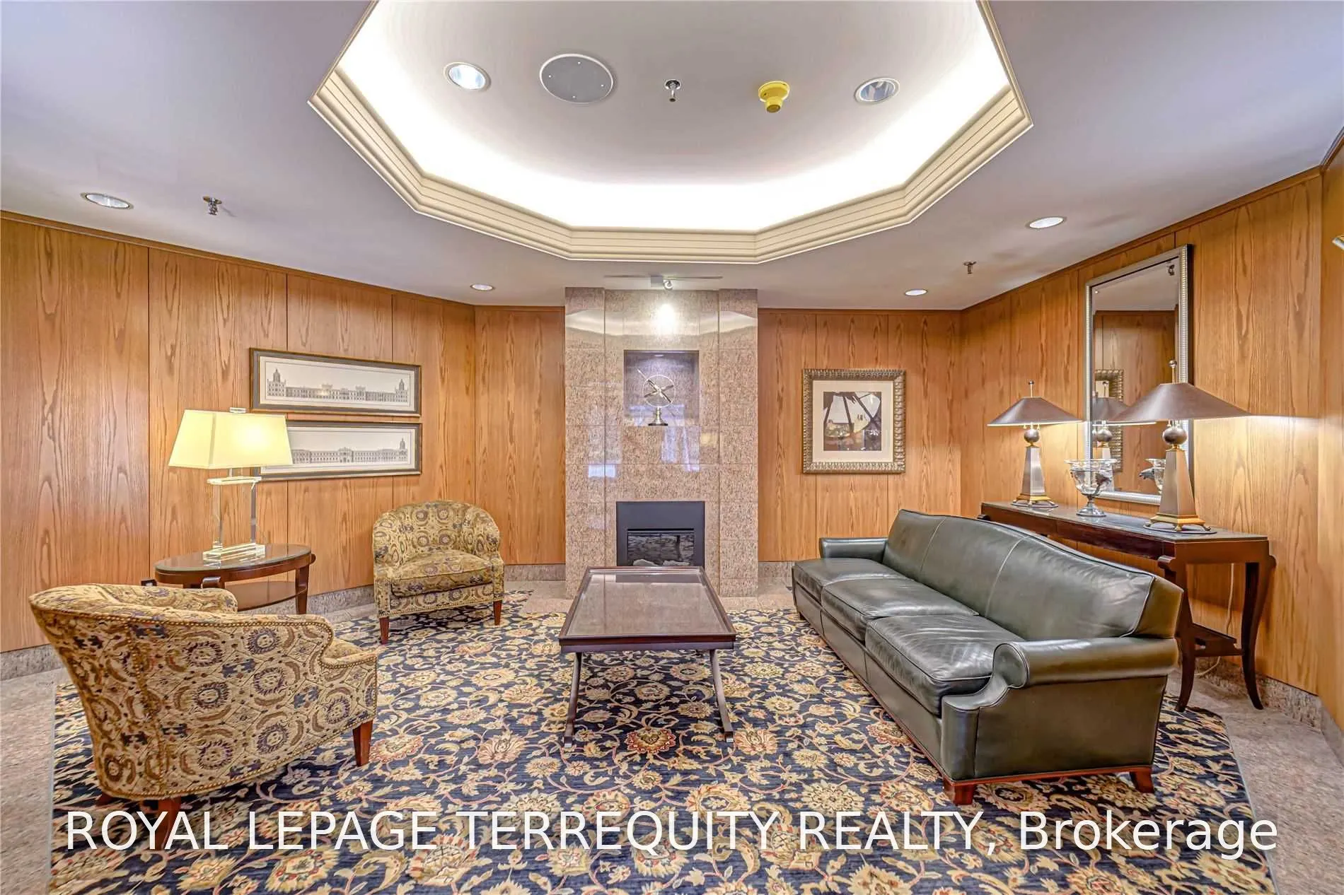 942 Yonge Street #319