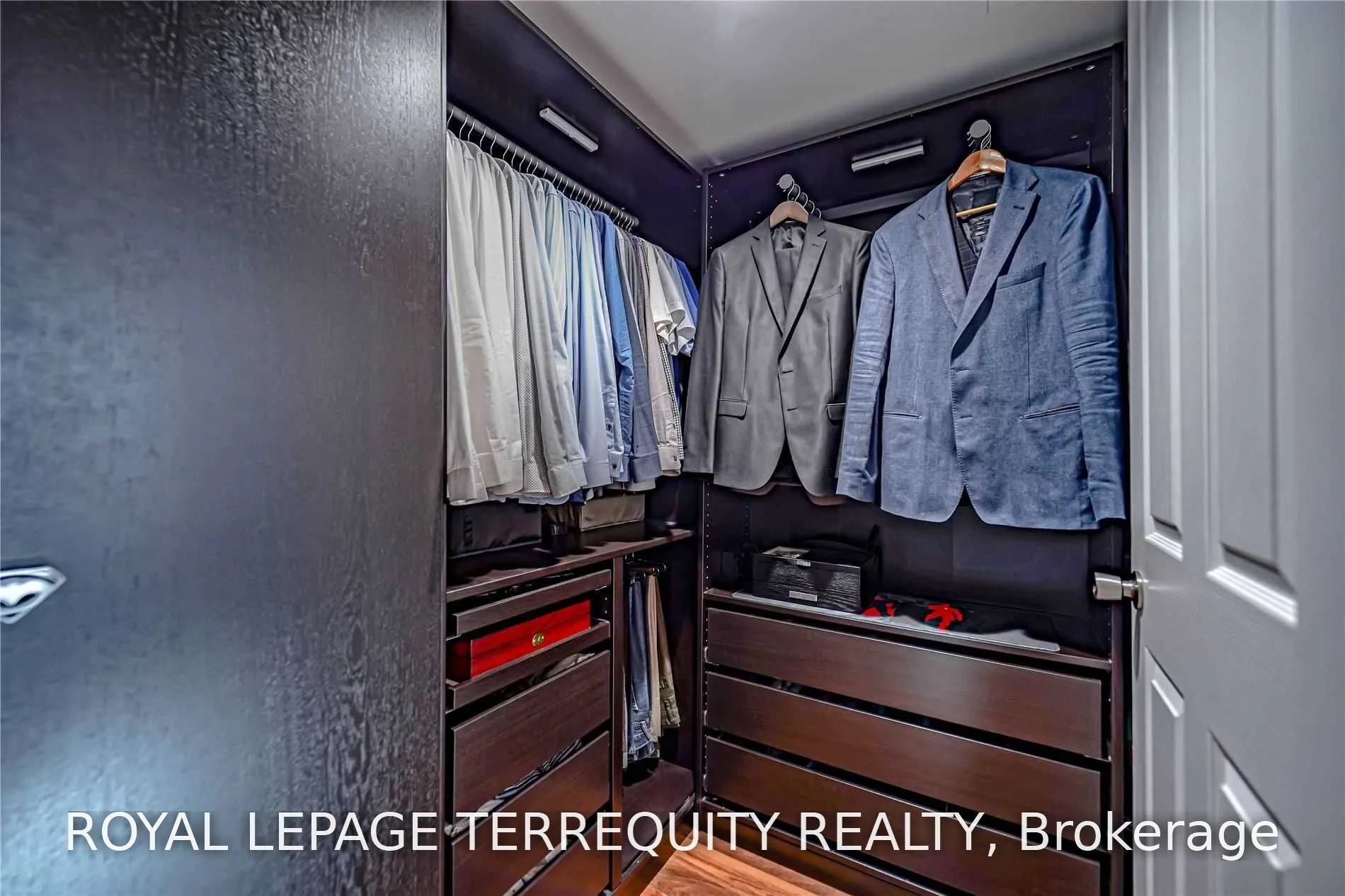 942 Yonge Street #319