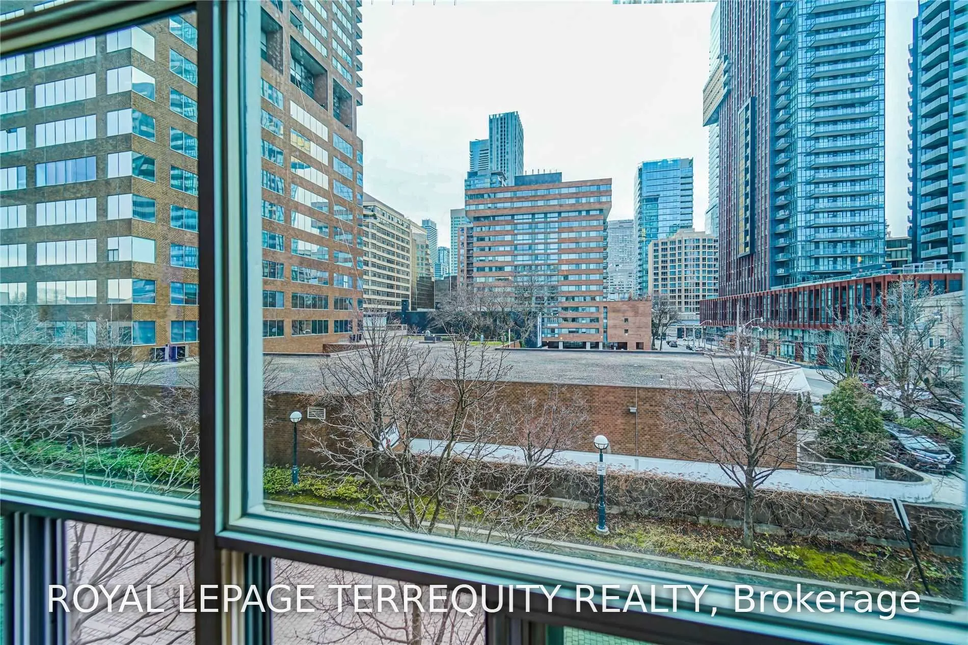 942 Yonge Street #319
