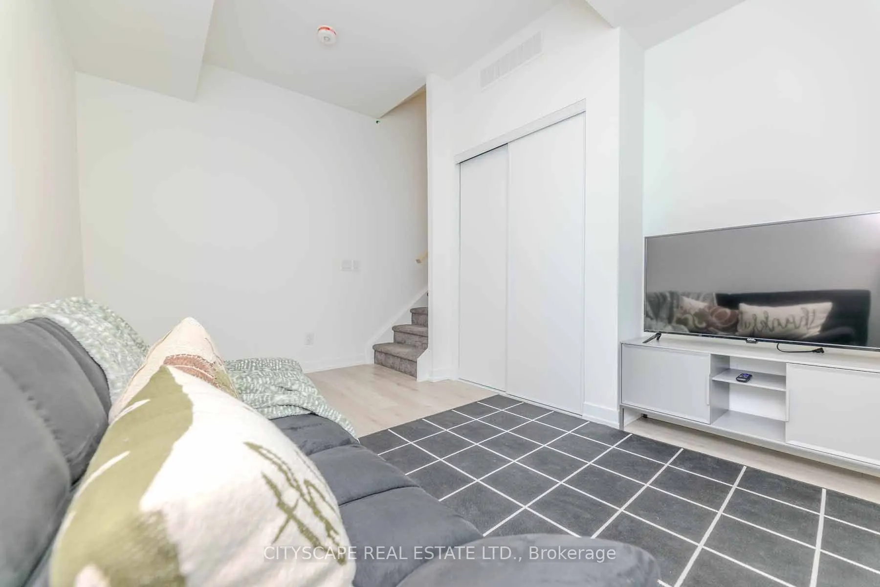 871 Sheppard Avenue W #46