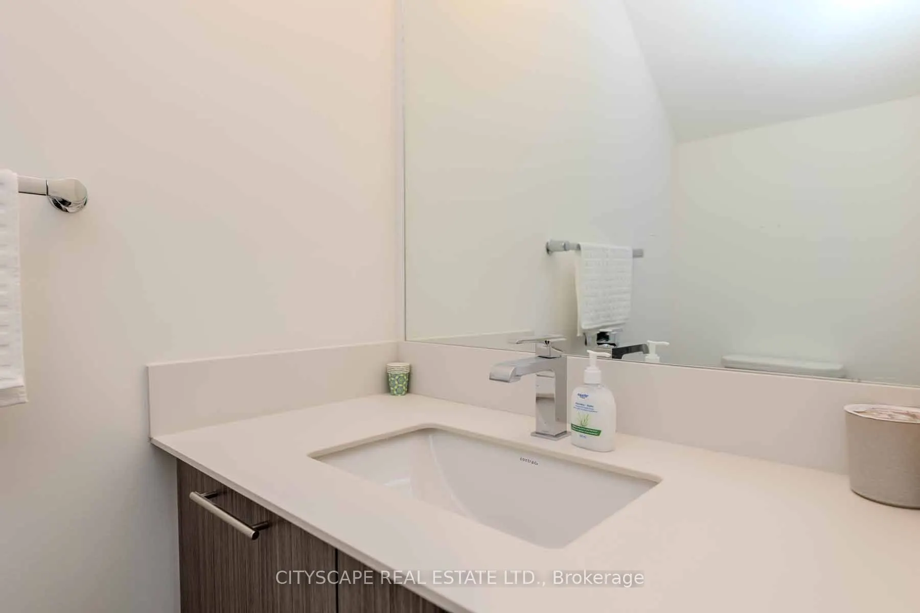 871 Sheppard Avenue W #46
