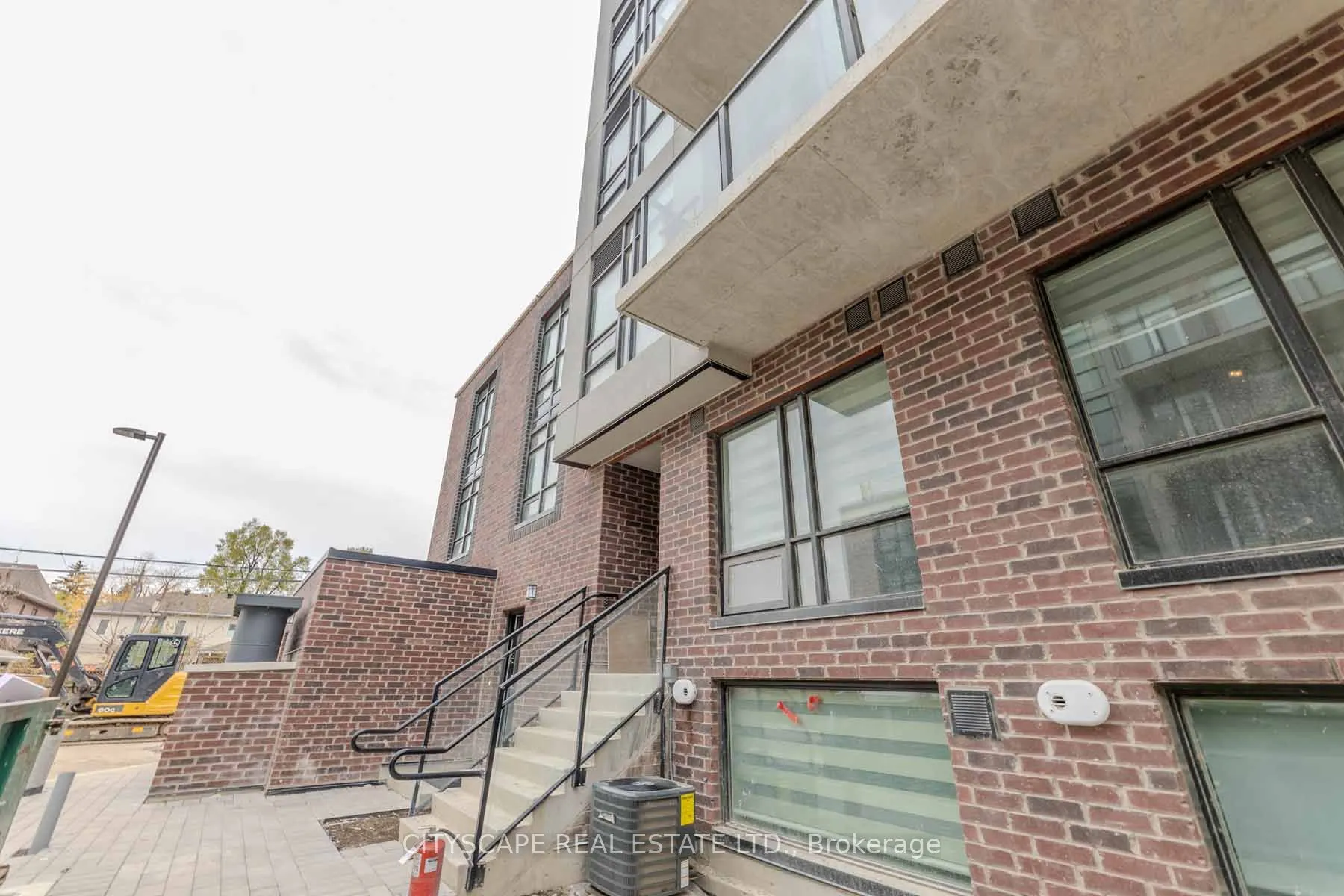 871 Sheppard Avenue W #46