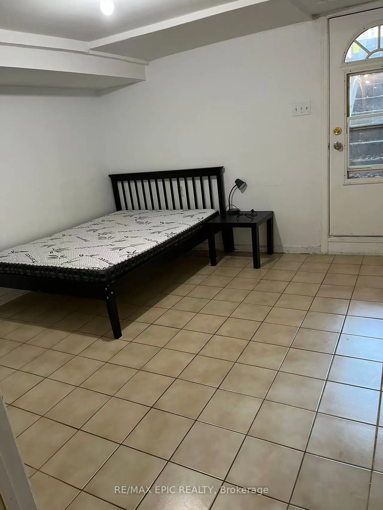 91 Markham Street #basement