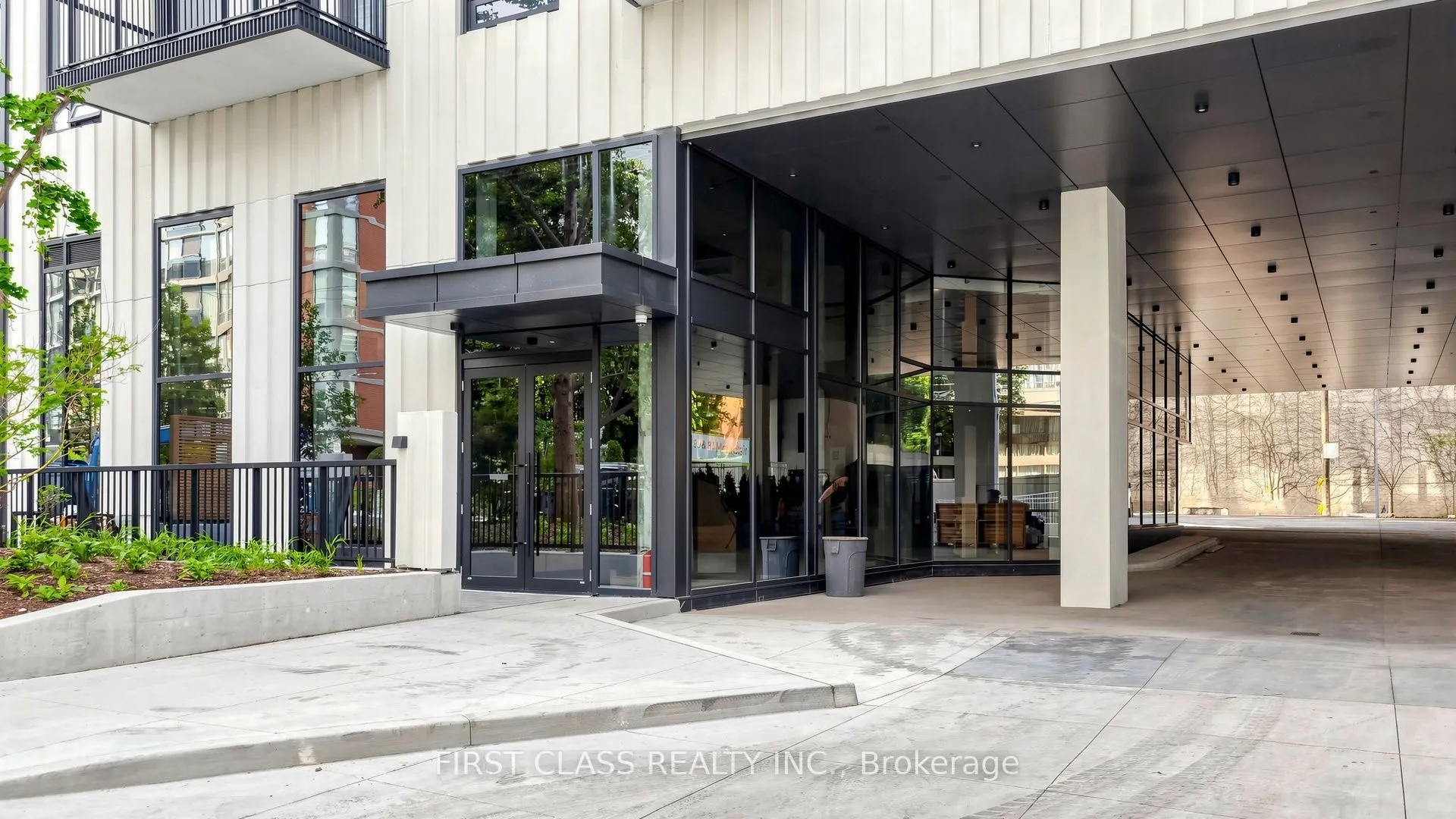 91 Montclair Avenue #822