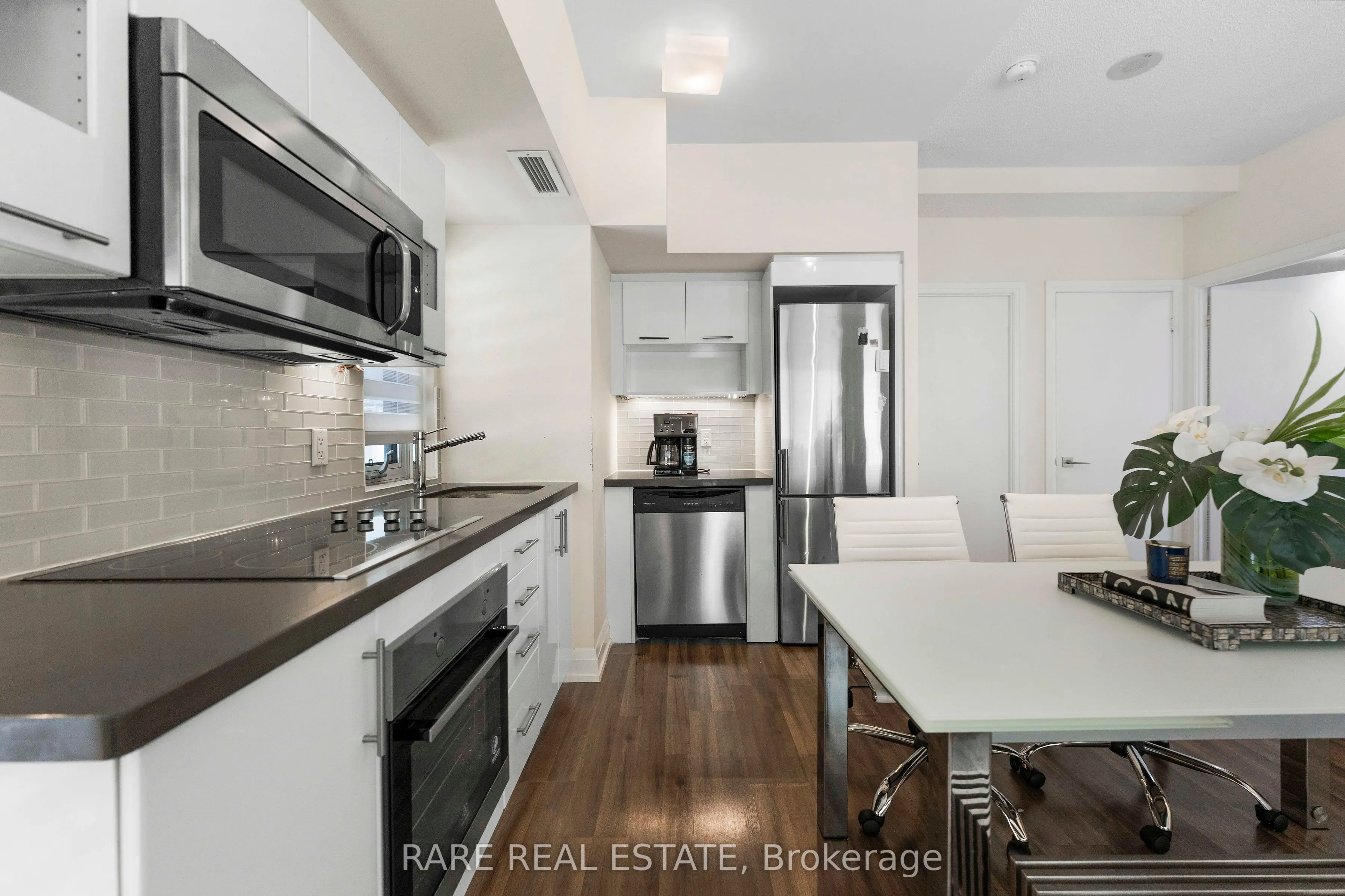555 Wilson Avenue #E113