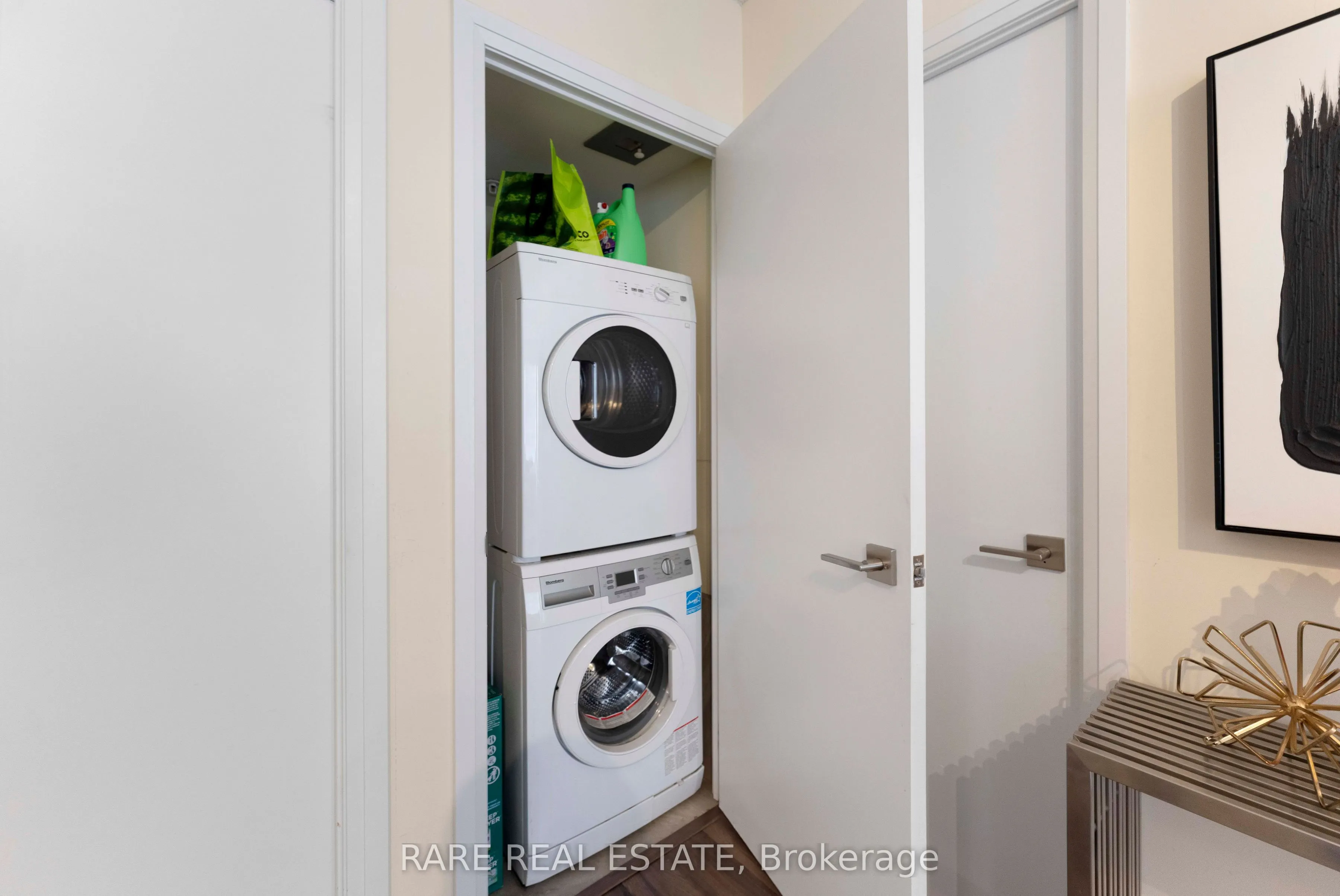 555 Wilson Avenue #E113