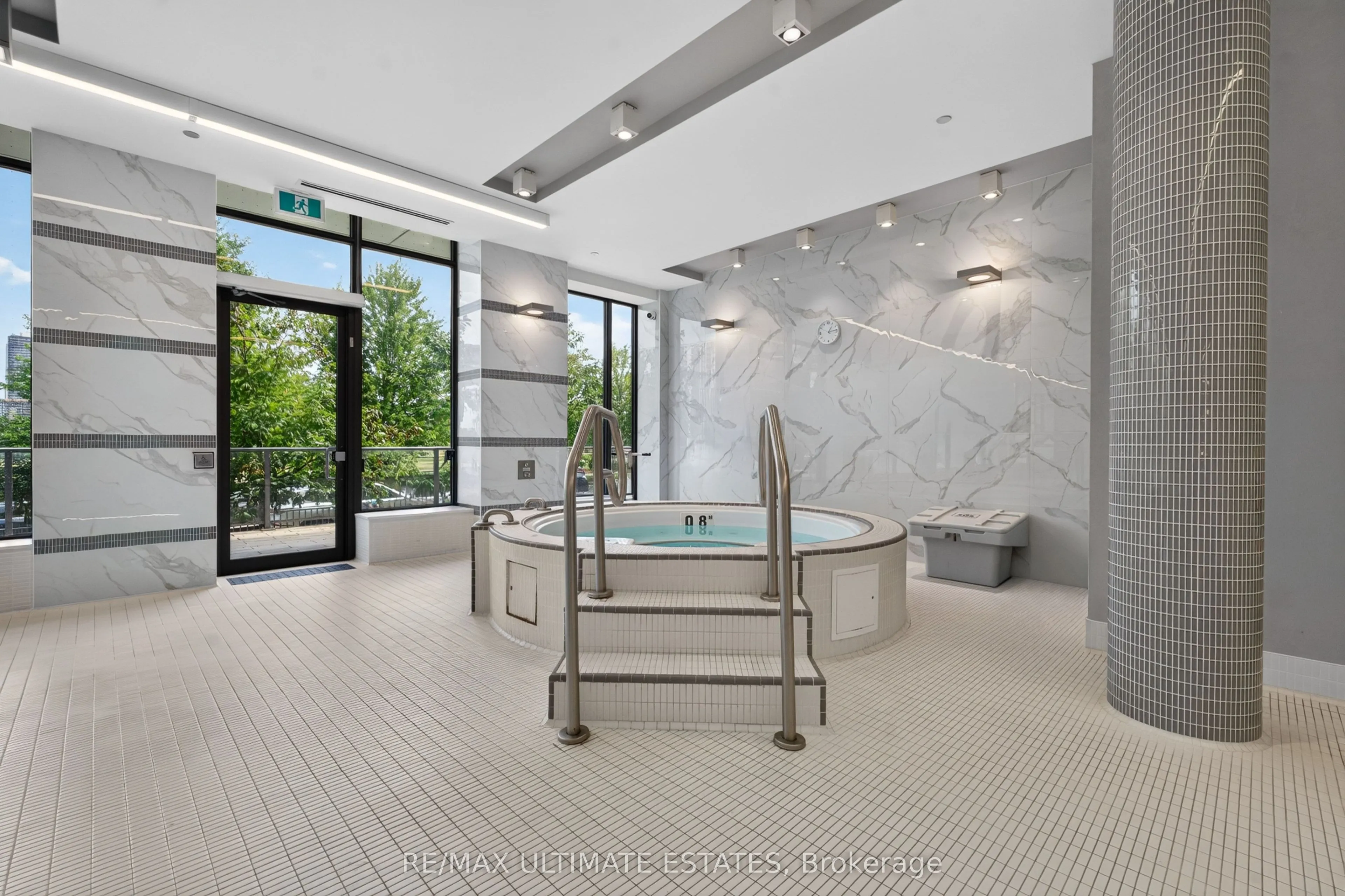 32 Forest Manor Road #2301