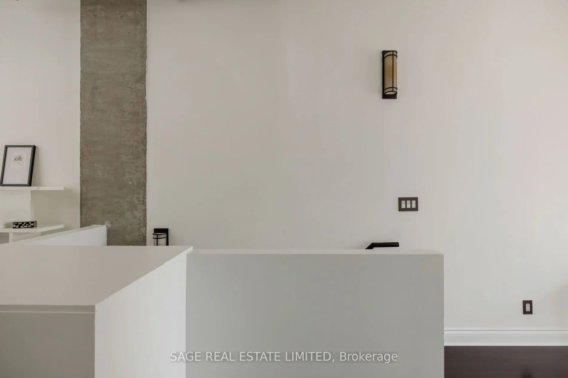 261 King Street E #402