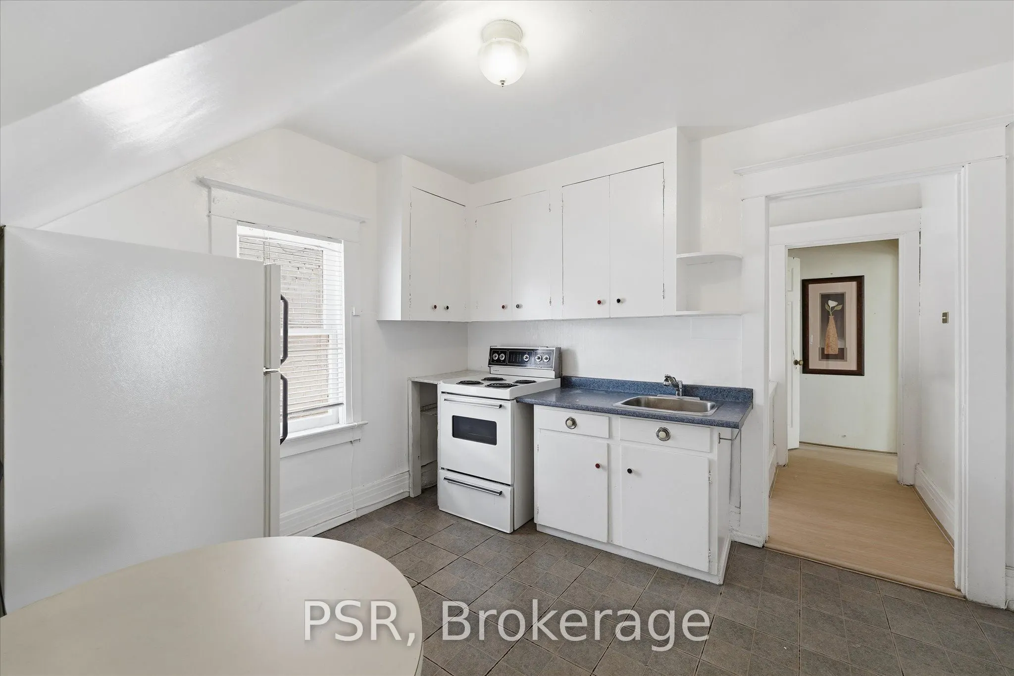 67 Oakwood Avenue