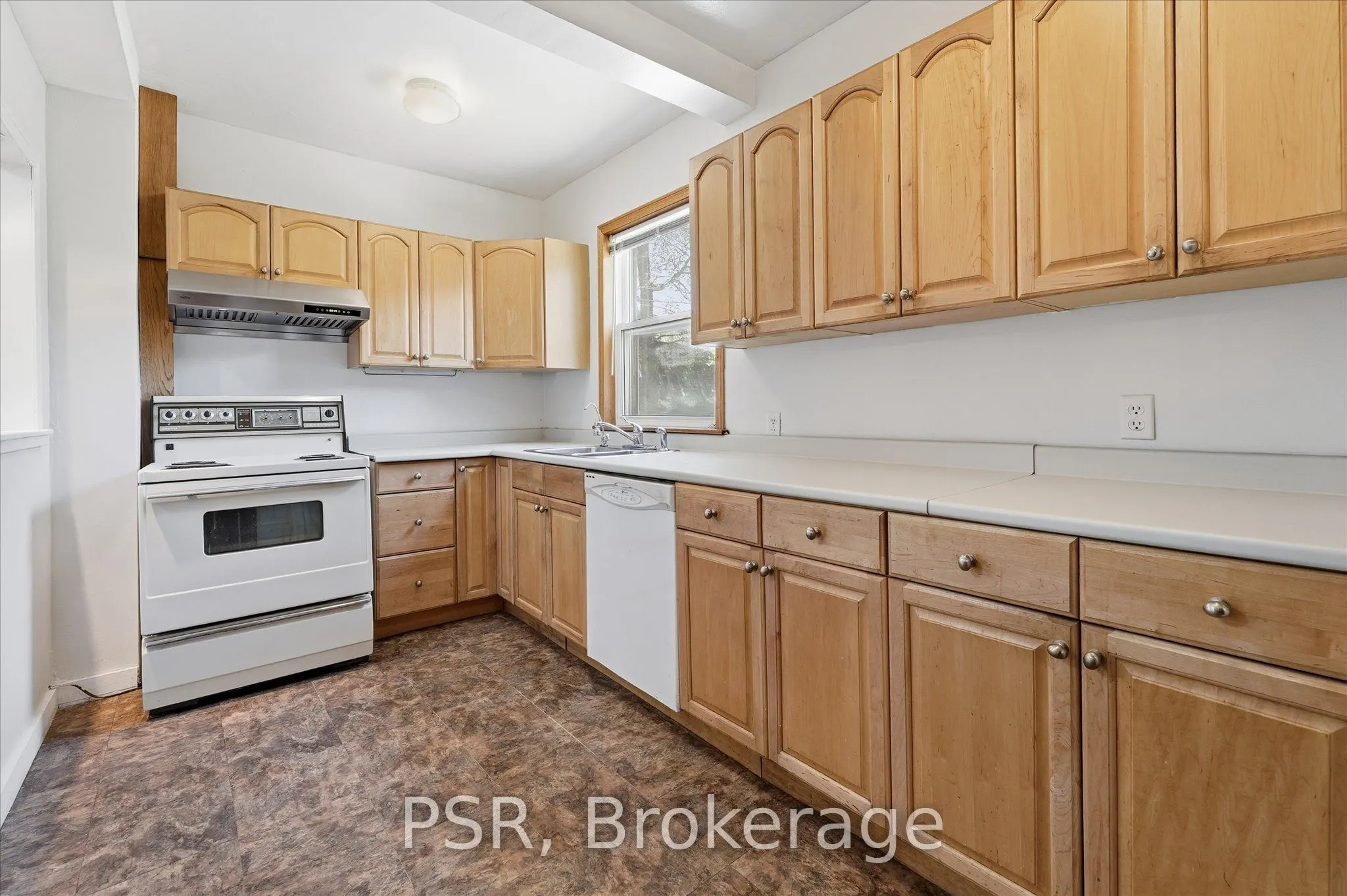 67 Oakwood Avenue