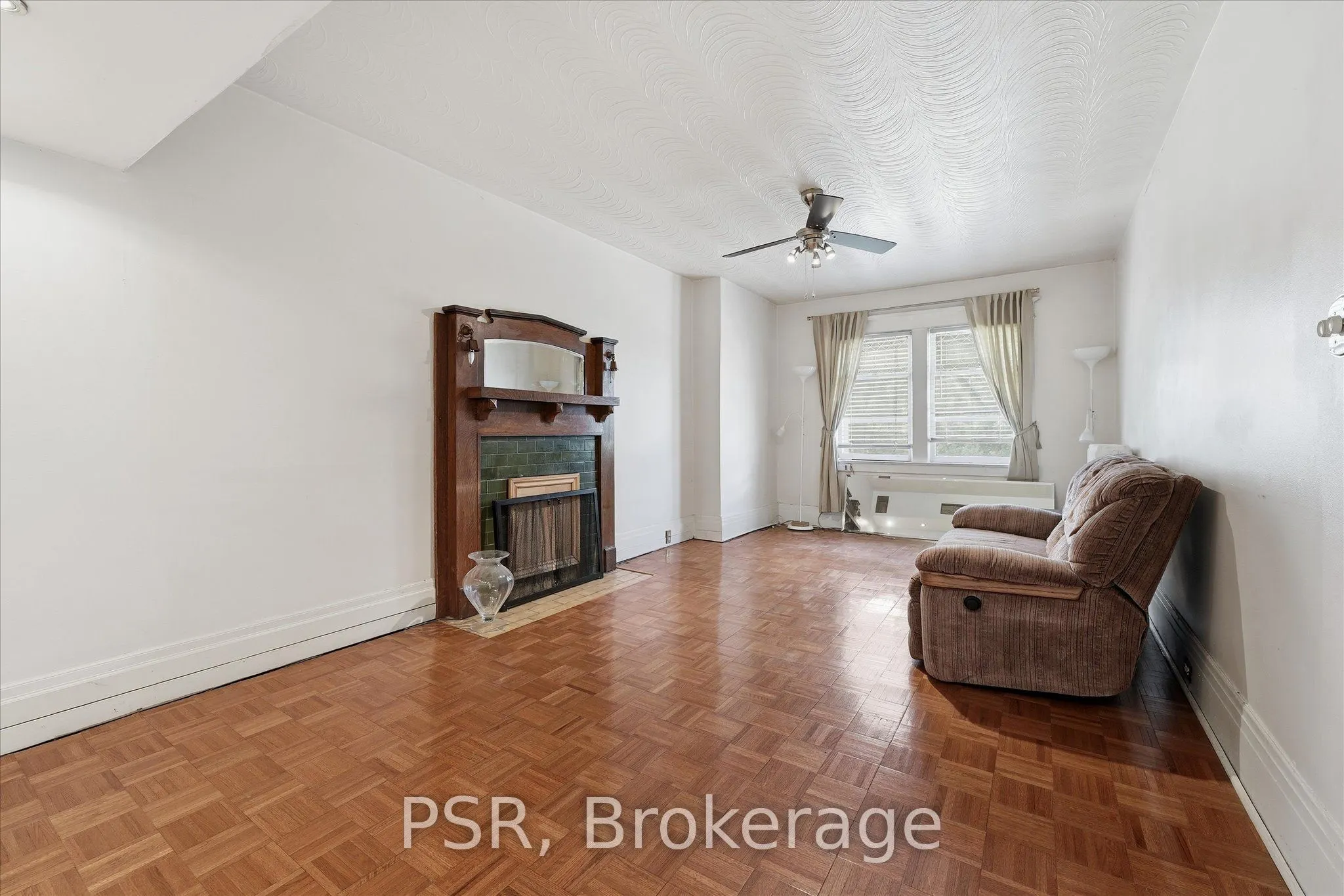 67 Oakwood Avenue