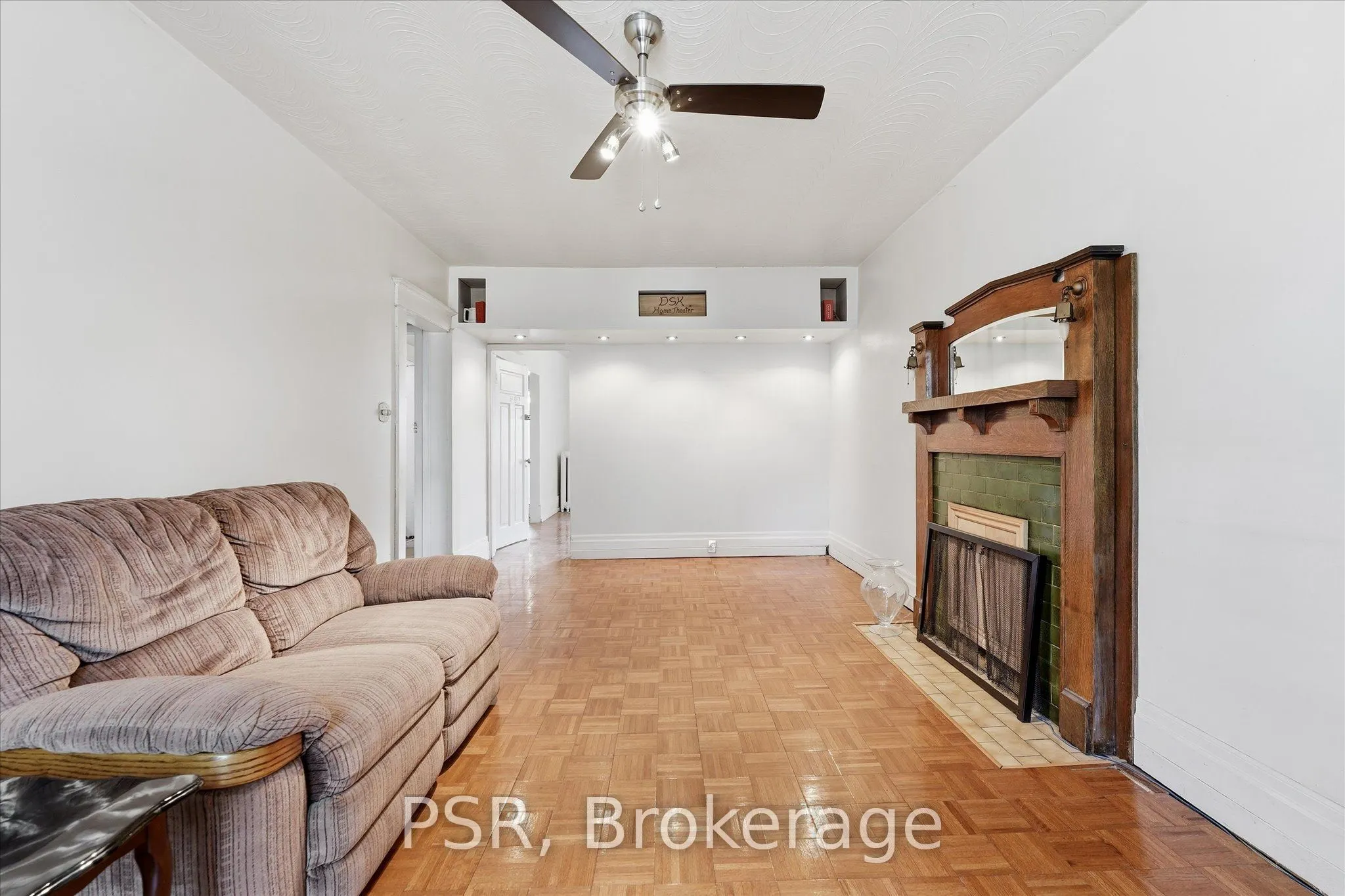 67 Oakwood Avenue