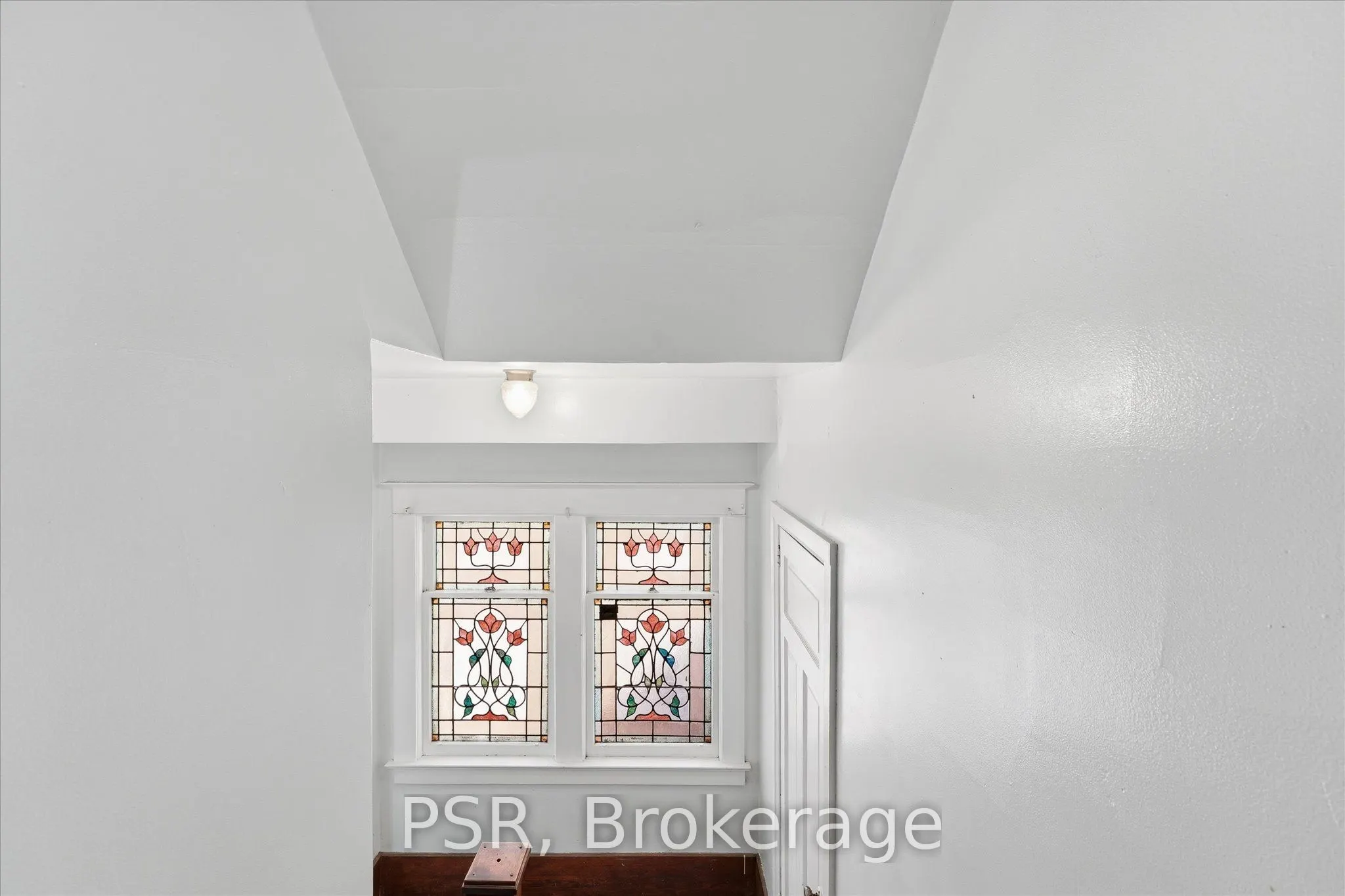 67 Oakwood Avenue