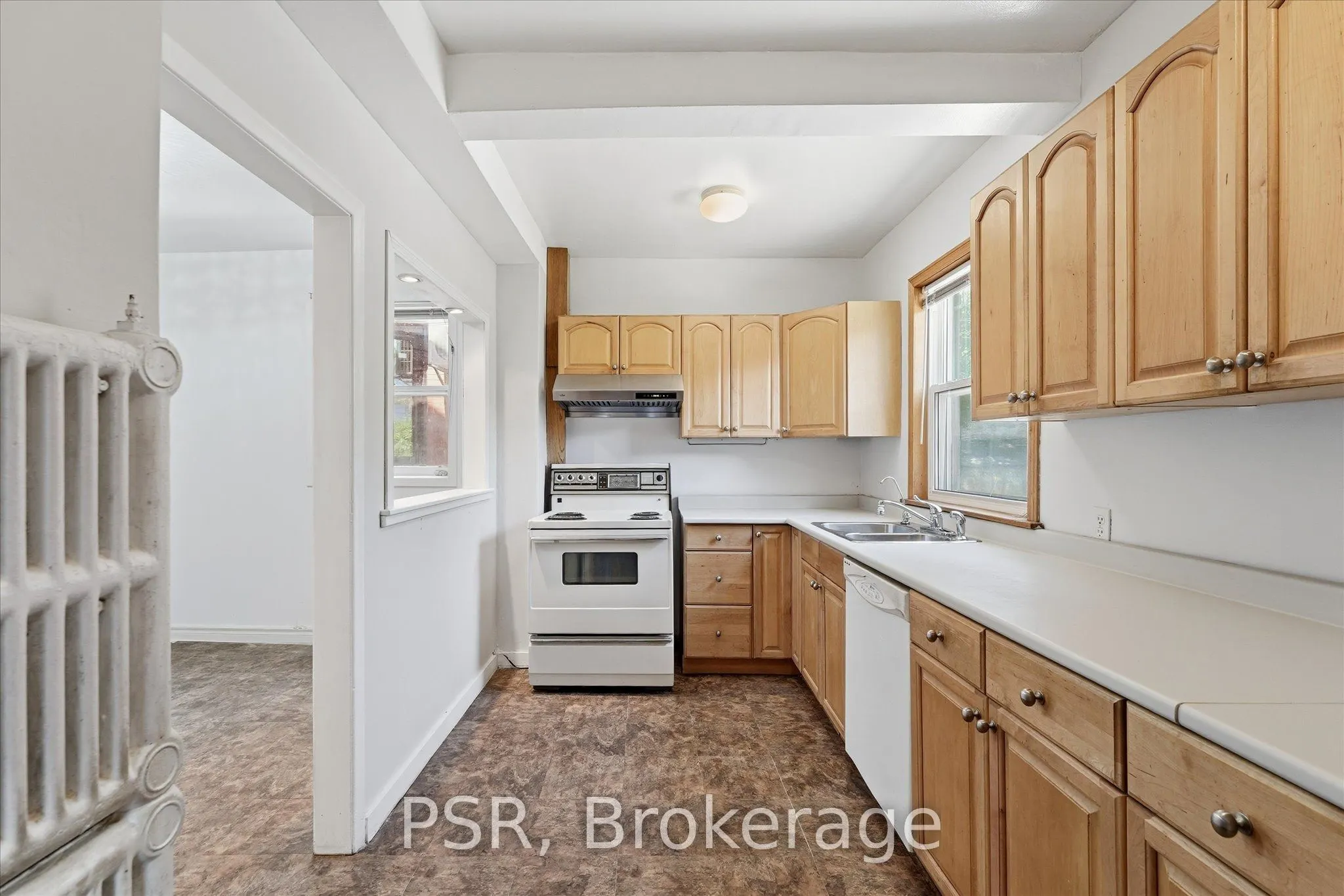 67 Oakwood Avenue