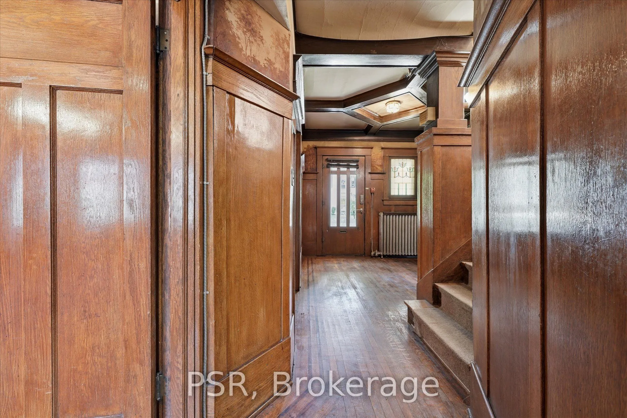 67 Oakwood Avenue
