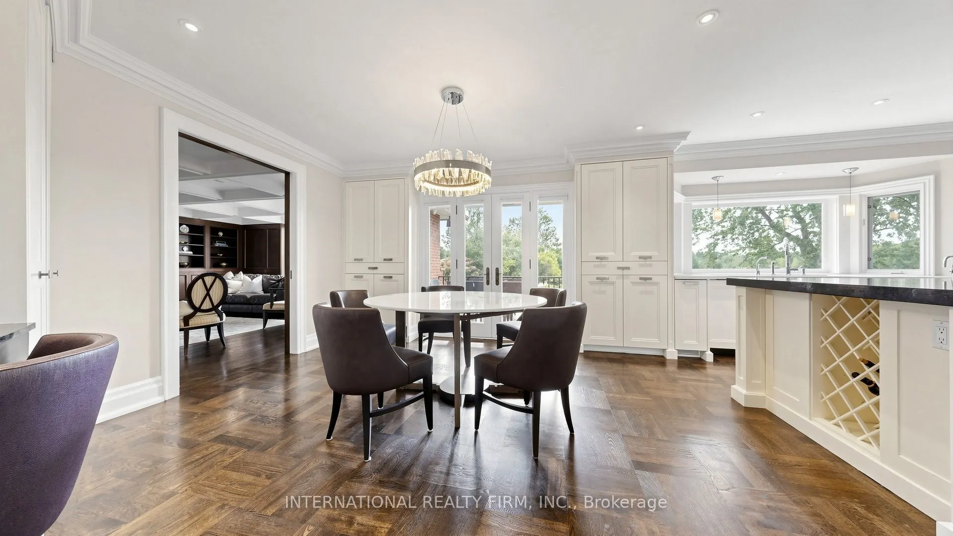 6 Penwood Crescent