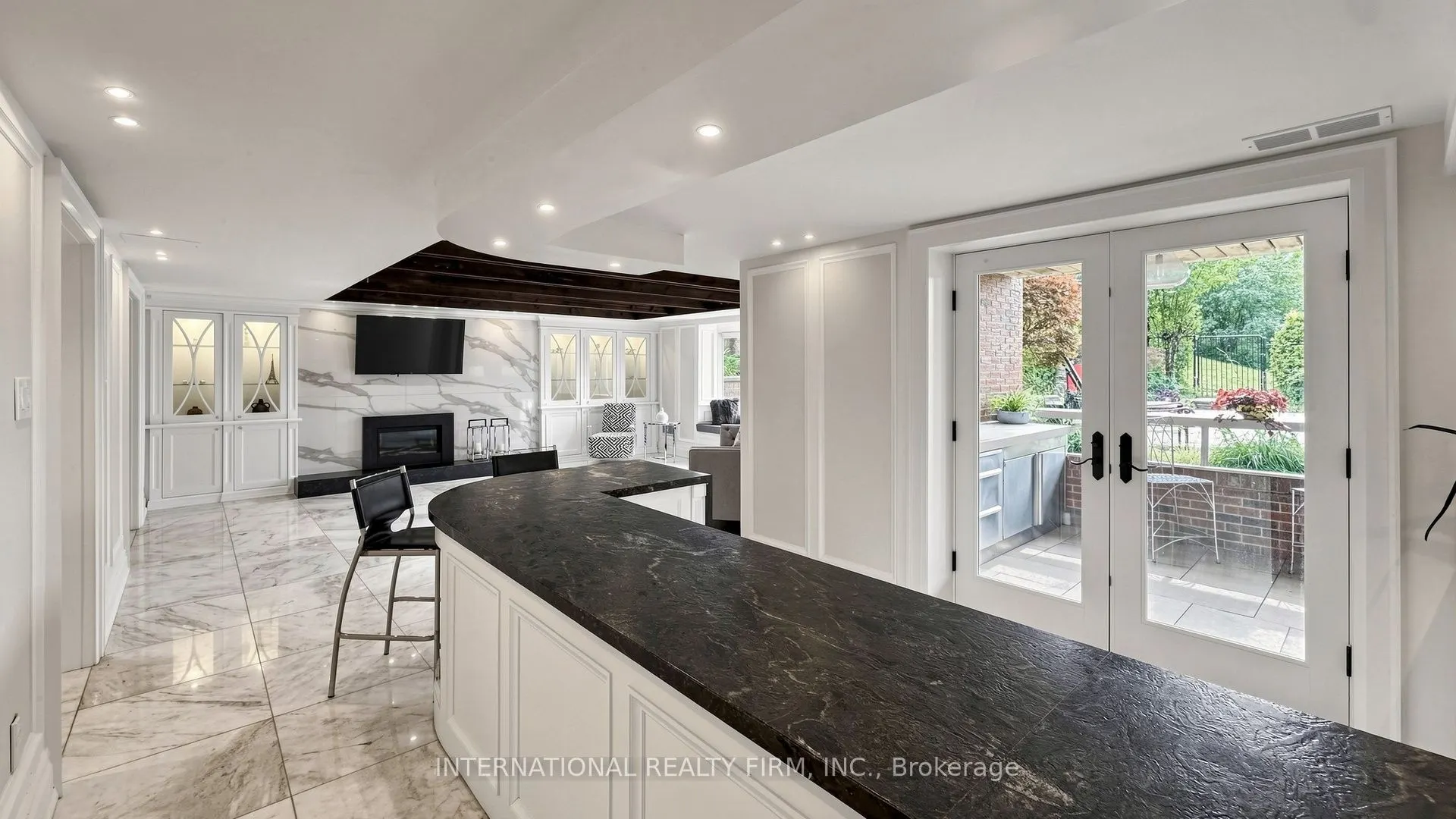 6 Penwood Crescent