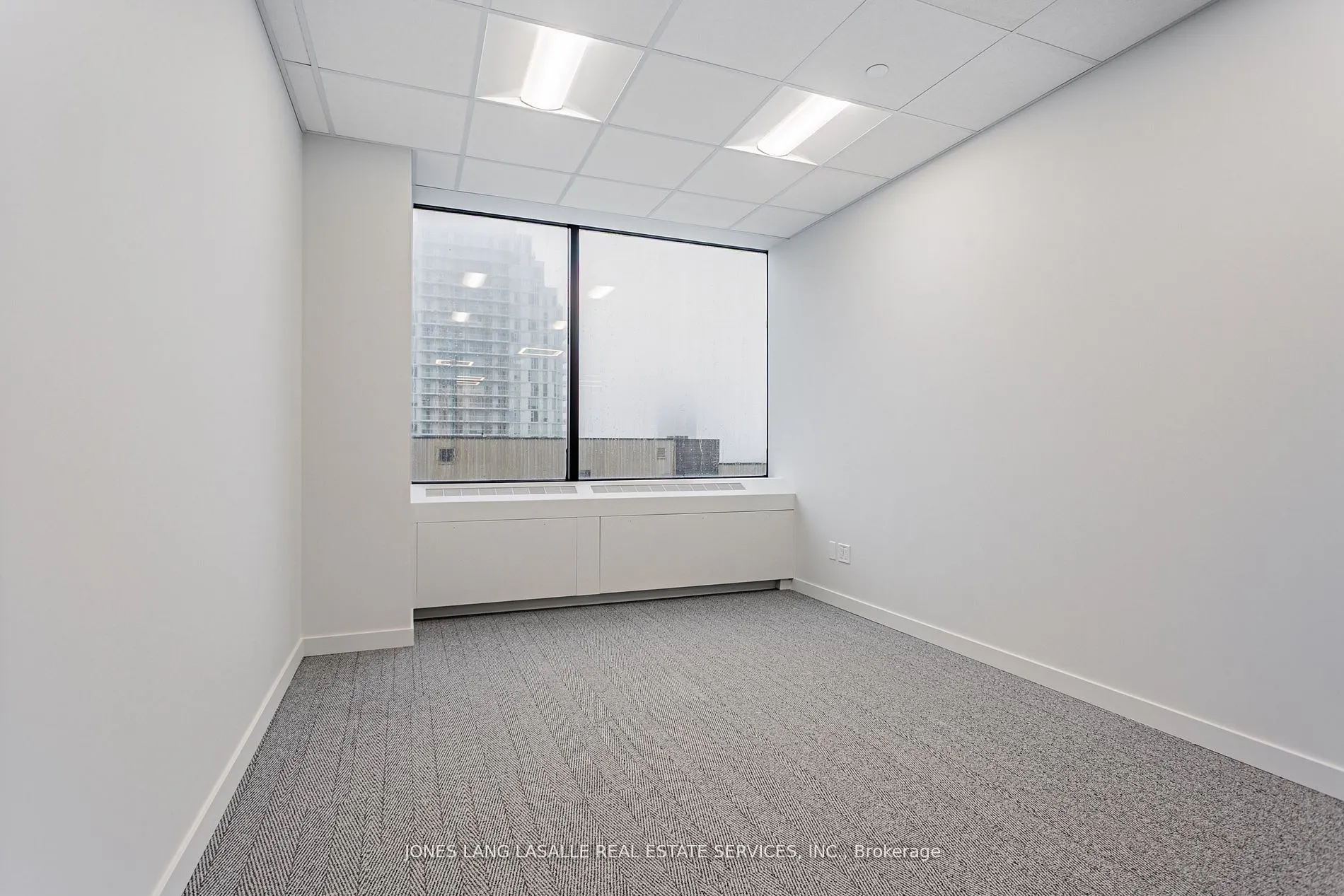 20 Eglinton Avenue W #1112