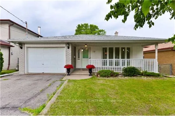 10 Doverwood Court