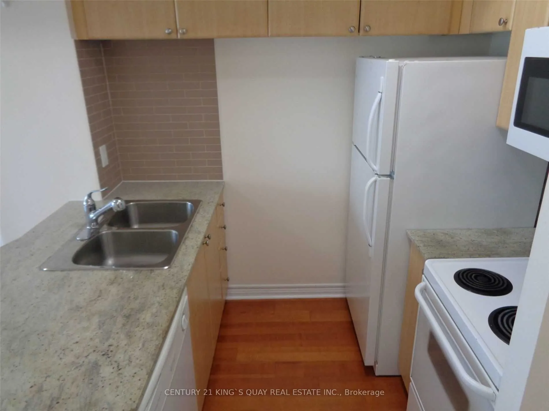 763 Bay Street #2714