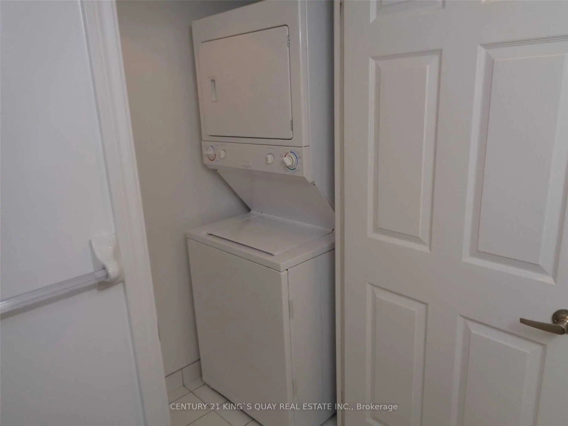 763 Bay Street #2714