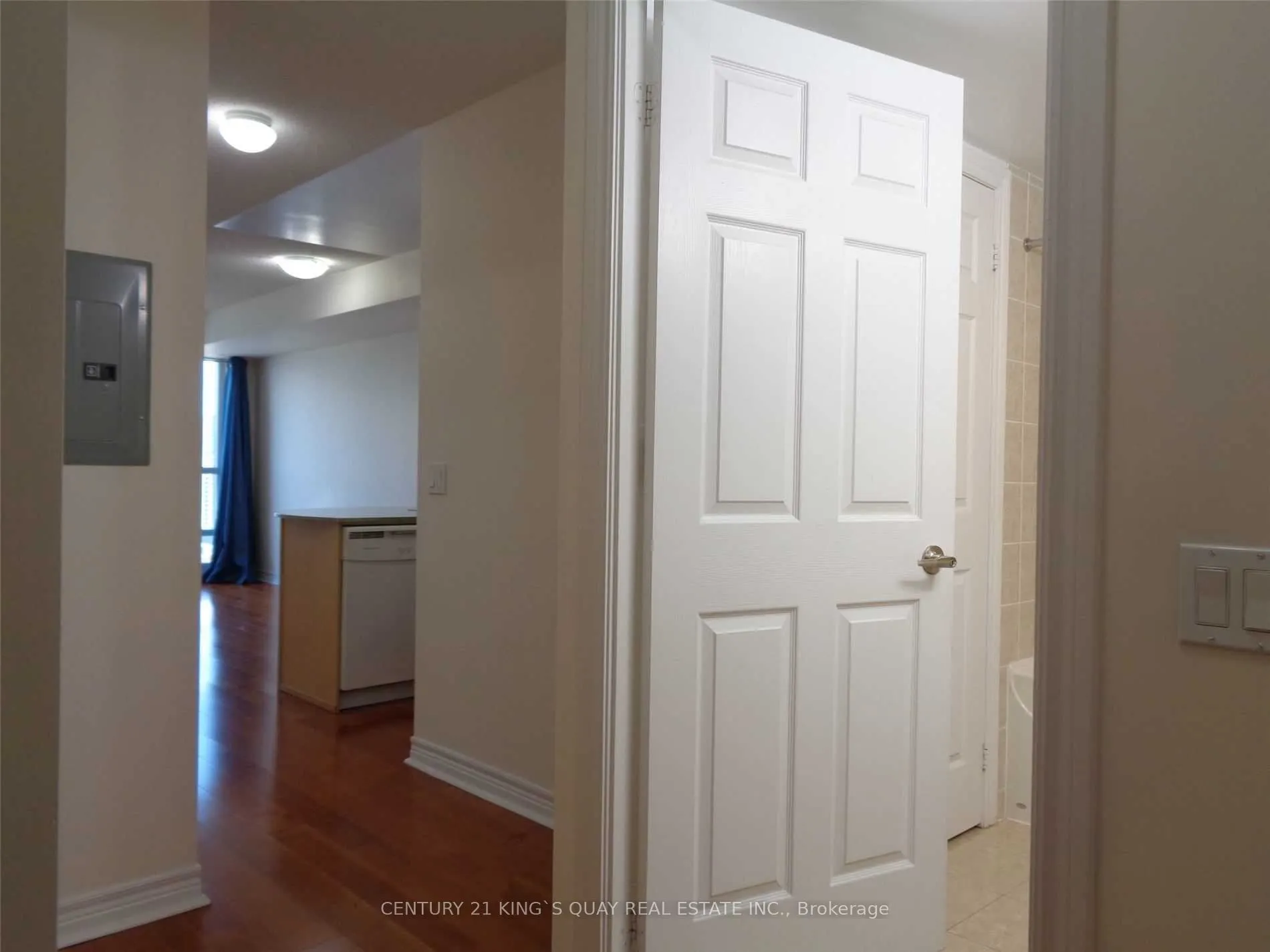 763 Bay Street #2714