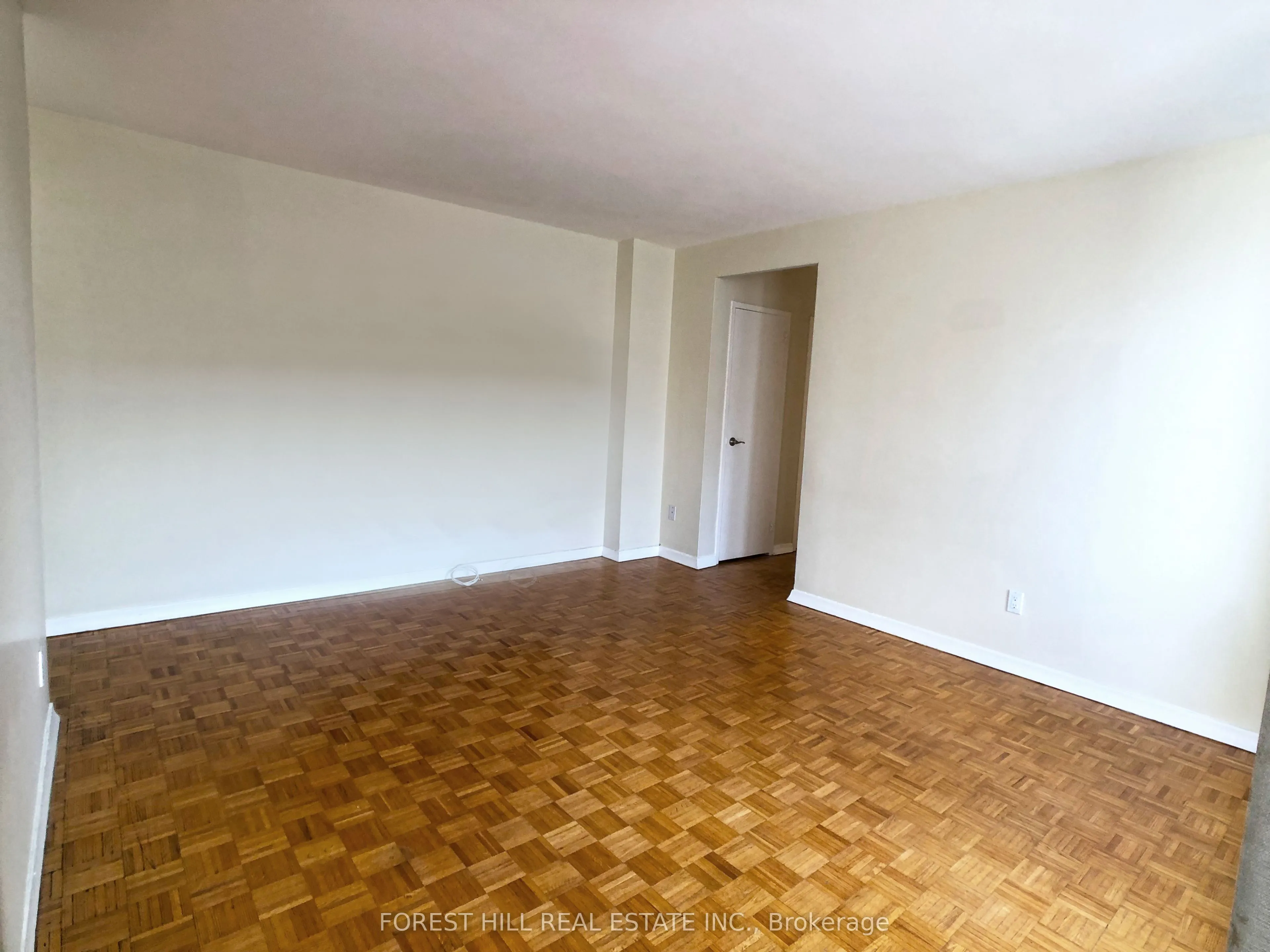 335 Lonsdale Road #502