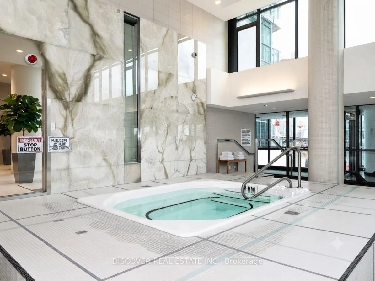 215 Fort York Boulevard #2609
