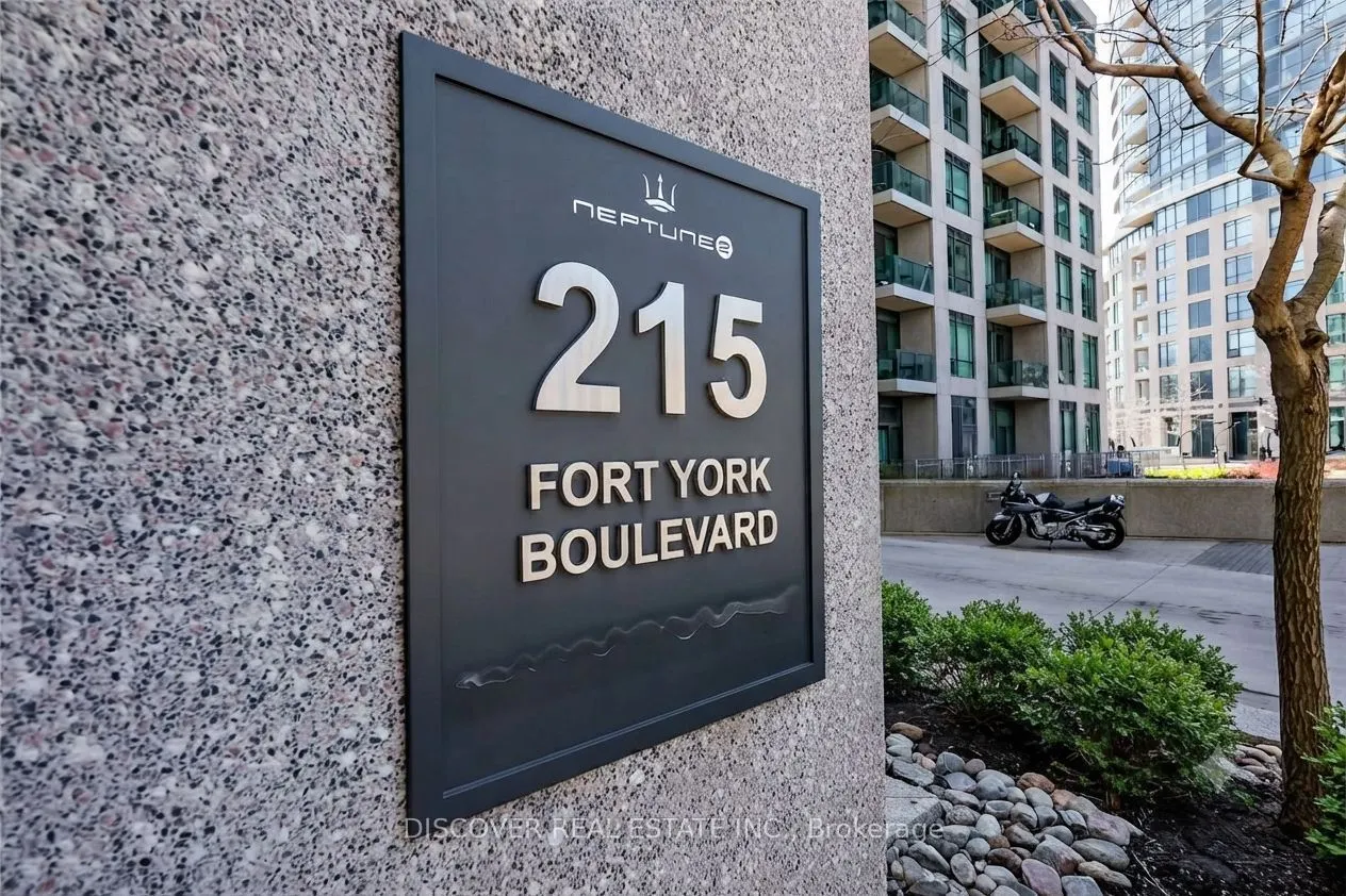 215 Fort York Boulevard #2609