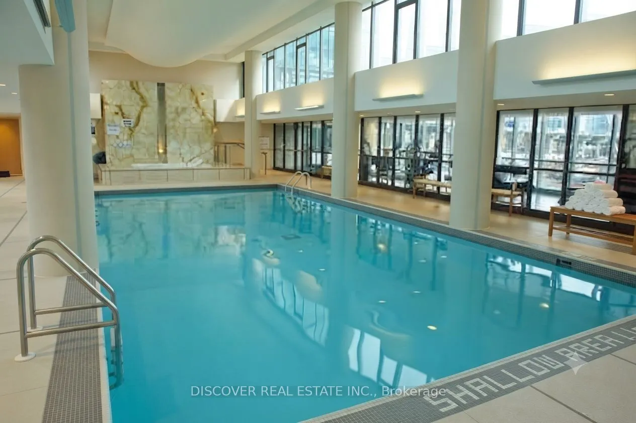 215 Fort York Boulevard #2609