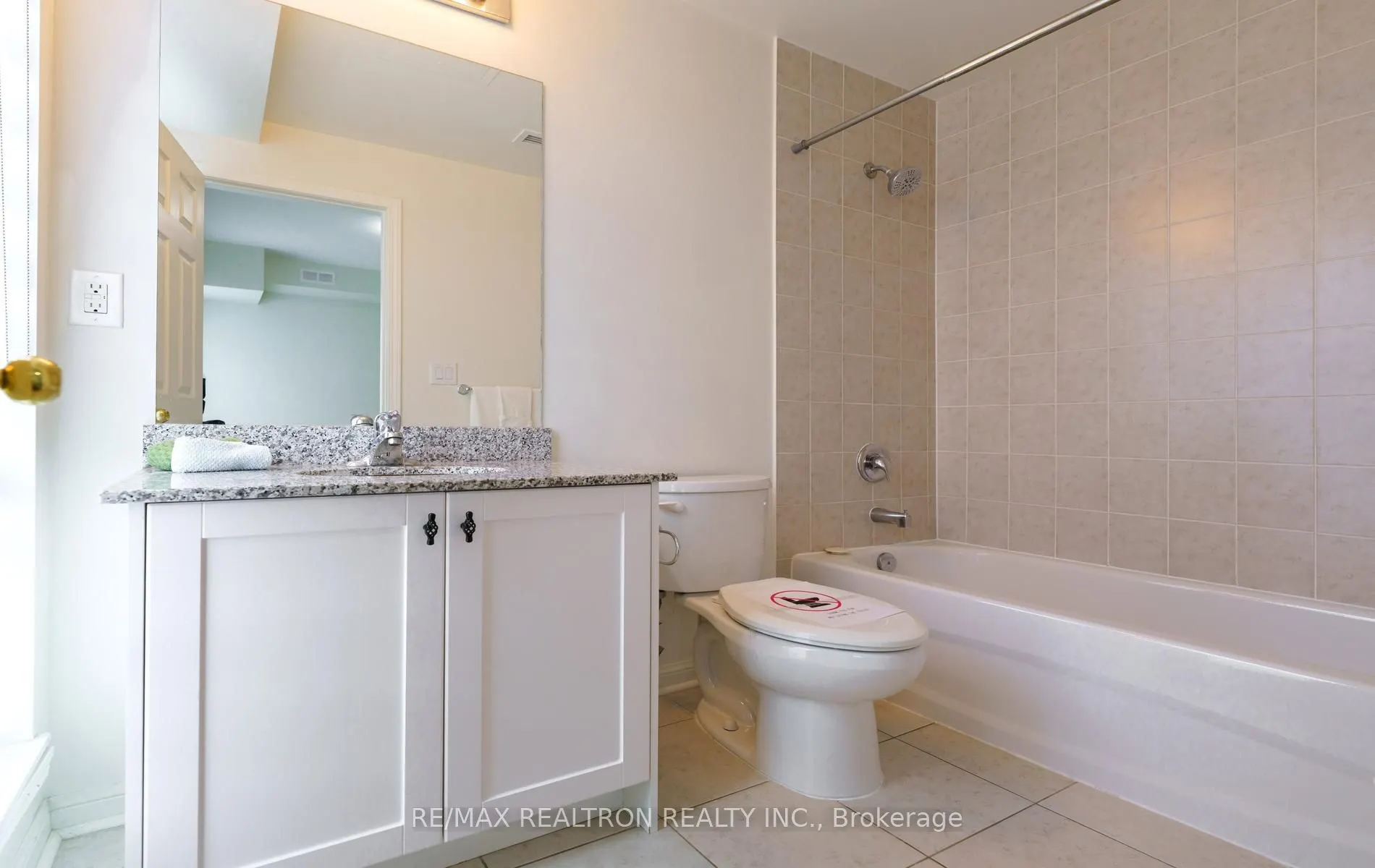 639 Lawrence Avenue W #206