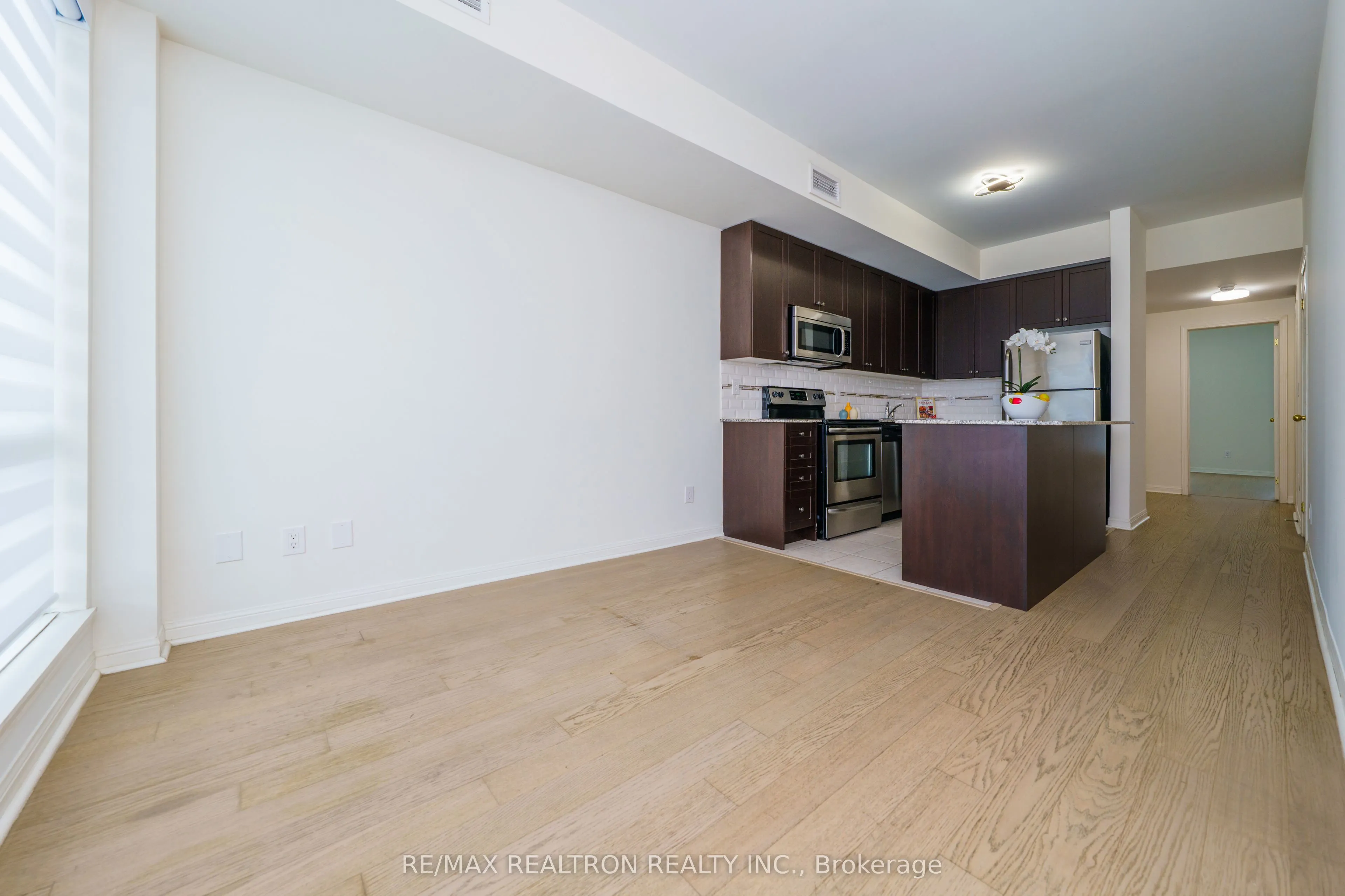 639 Lawrence Avenue W #206