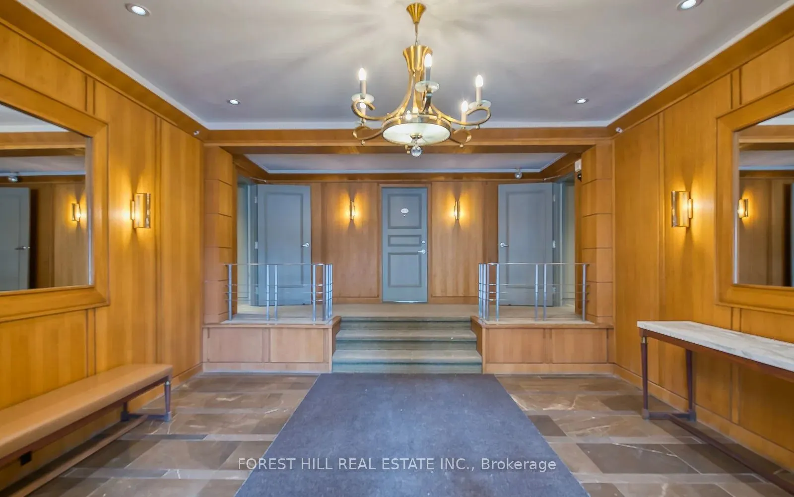 717 Eglinton Avenue W #301
