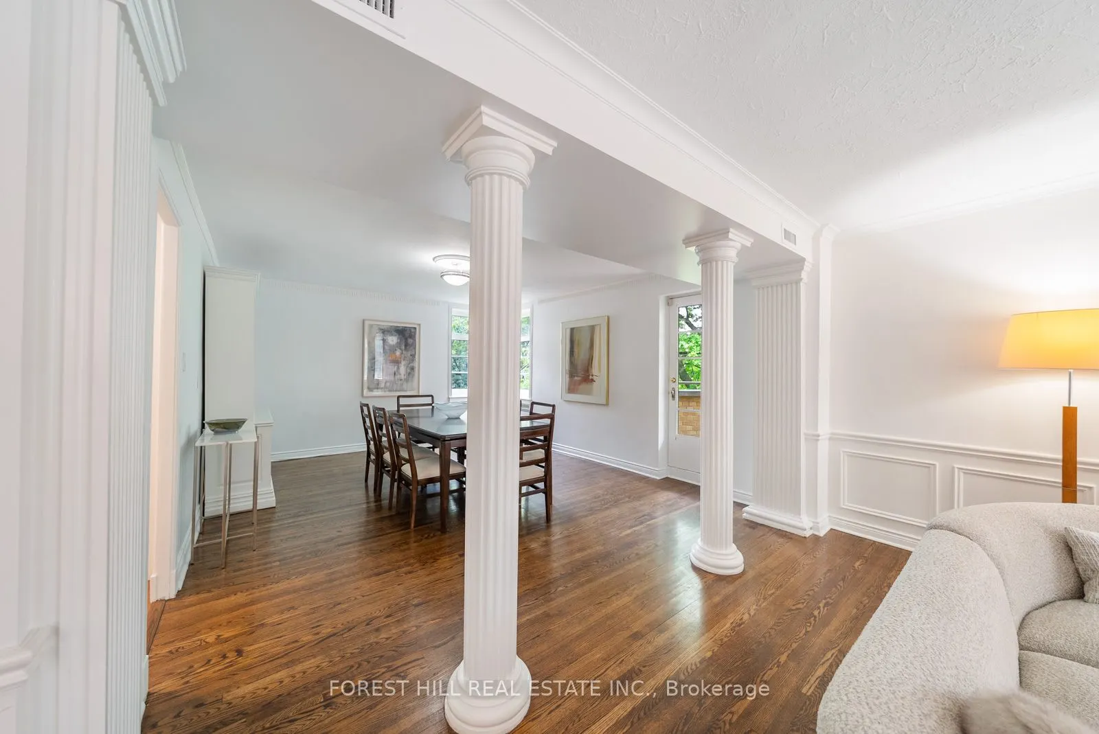 717 Eglinton Avenue W #301