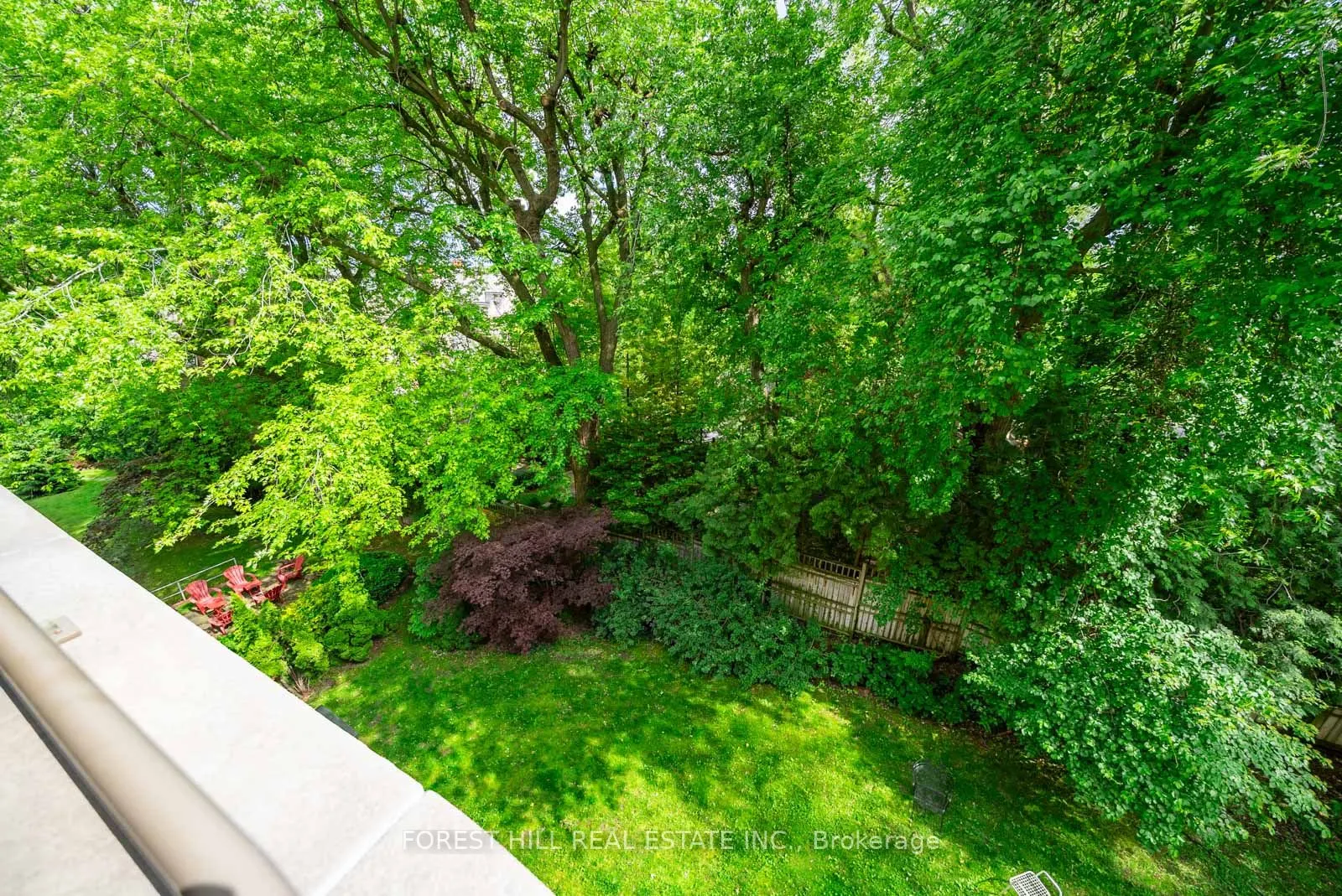 717 Eglinton Avenue W #301