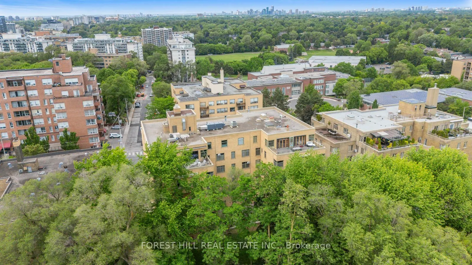 717 Eglinton Avenue W #301