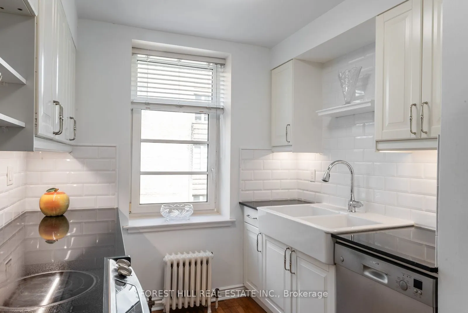 717 Eglinton Avenue W #301