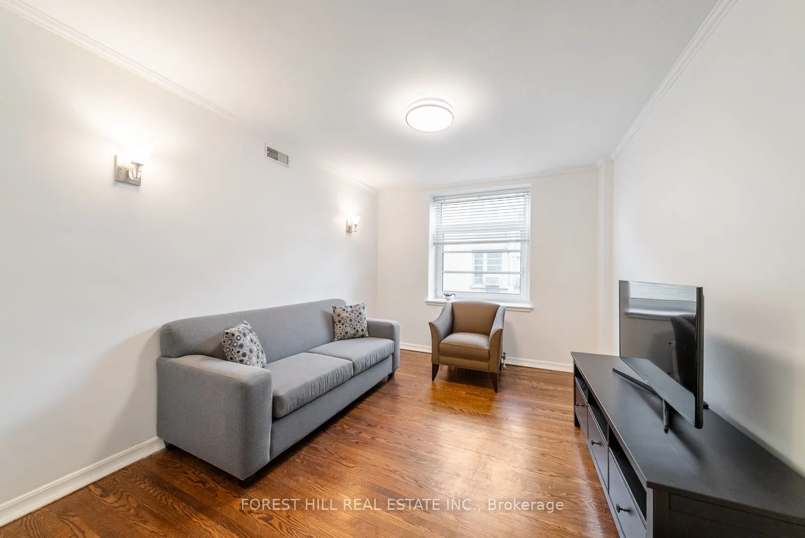717 Eglinton Avenue W #301