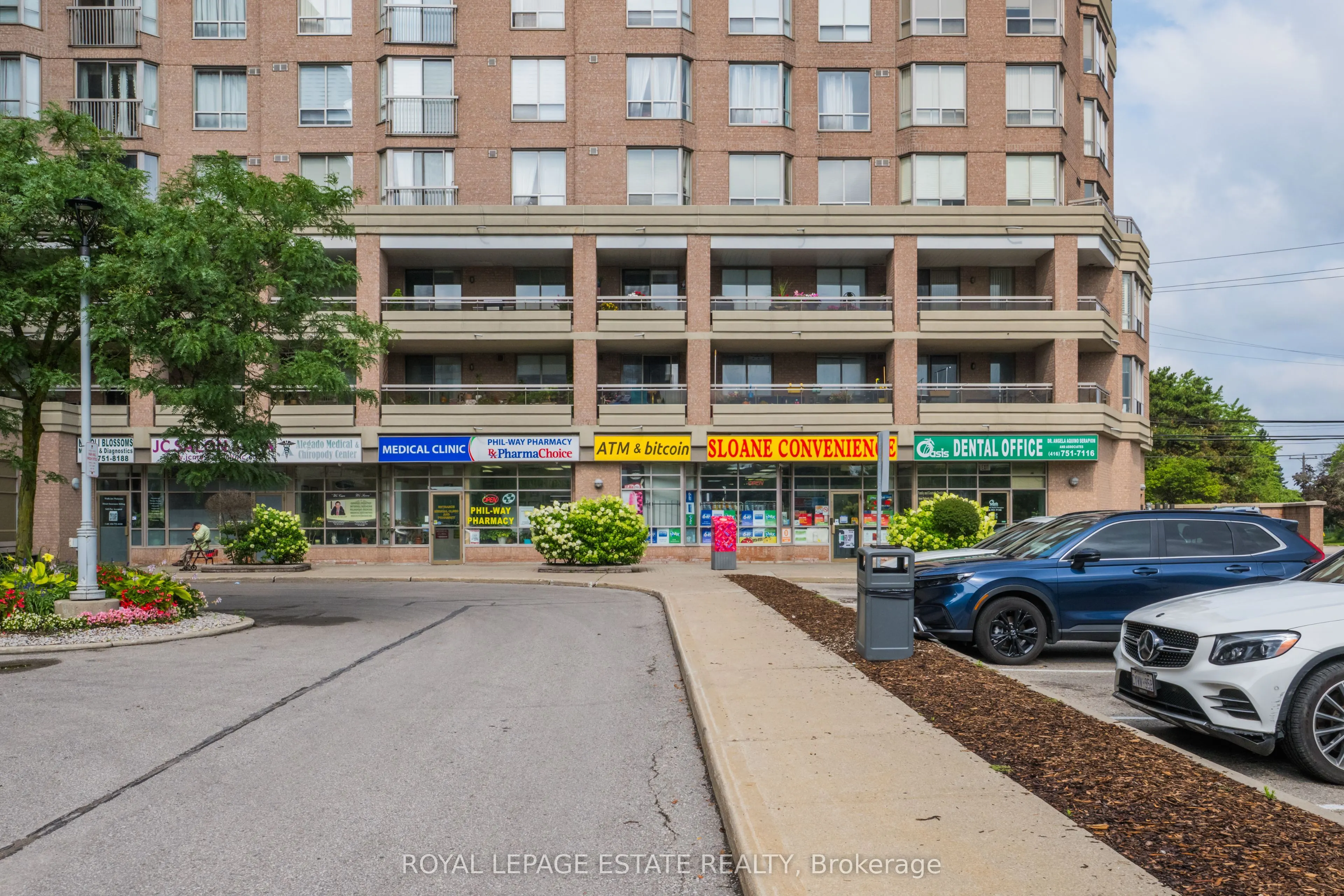 1720 Eglinton Avenue E #623