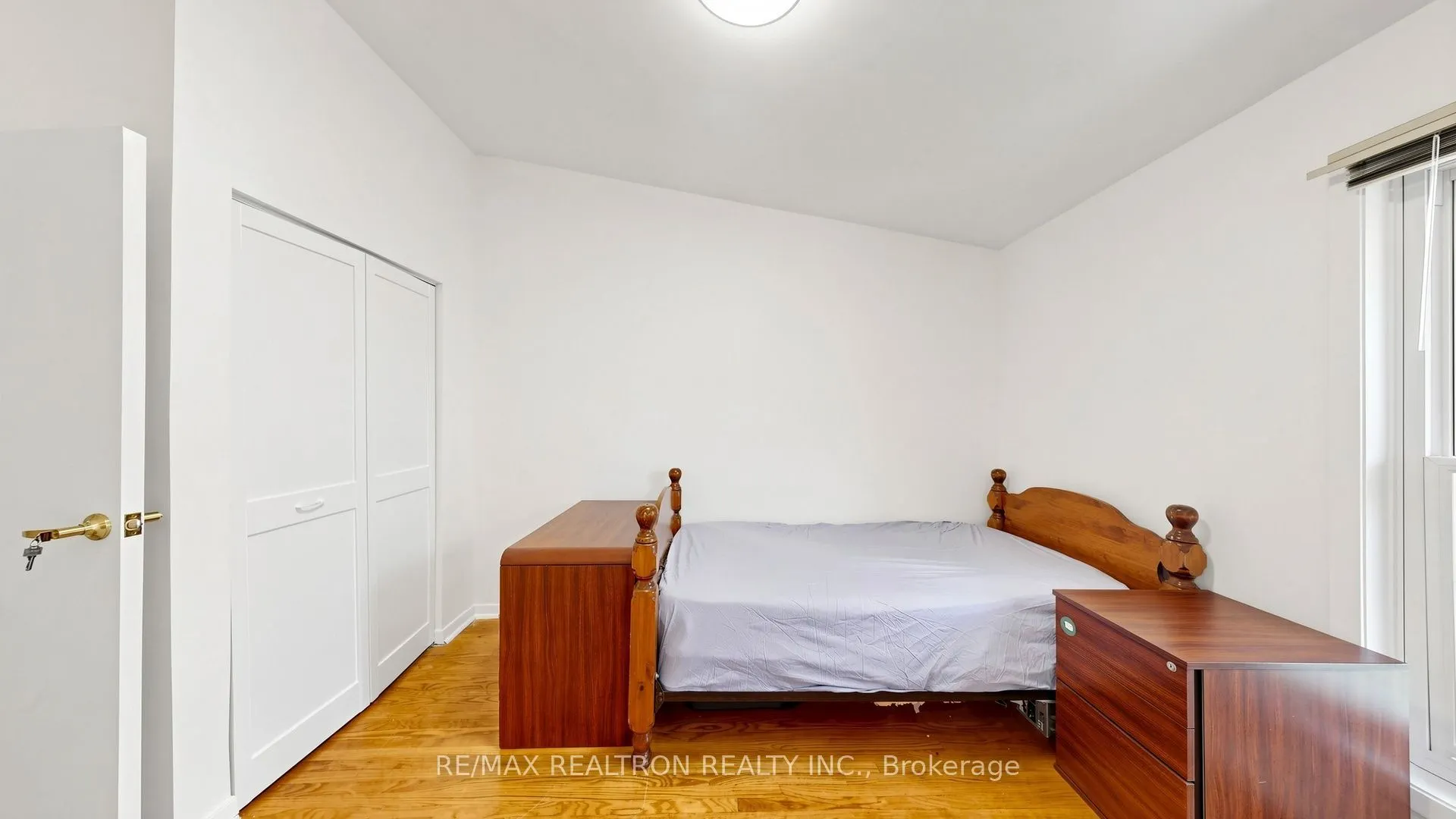 10 Esterbrooke Avenue #59